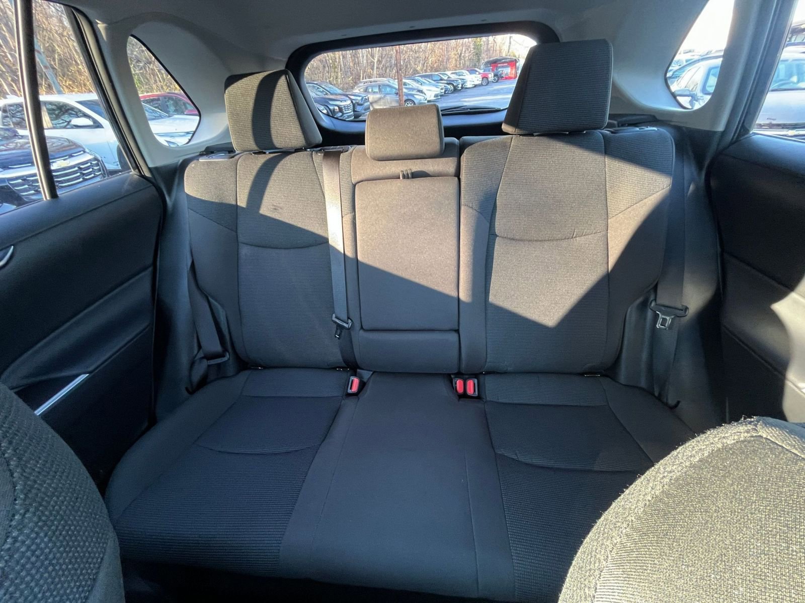 Thumbnail: 2025 Toyota RAV4 - 32