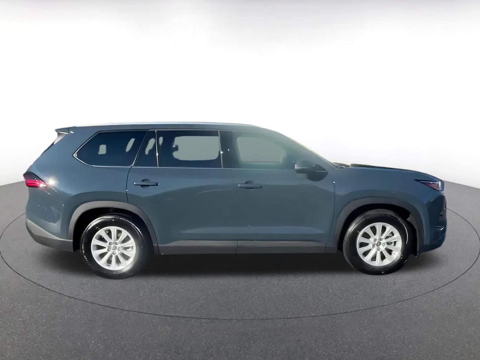 Thumbnail: 2025 Toyota Grand Highlander - 14