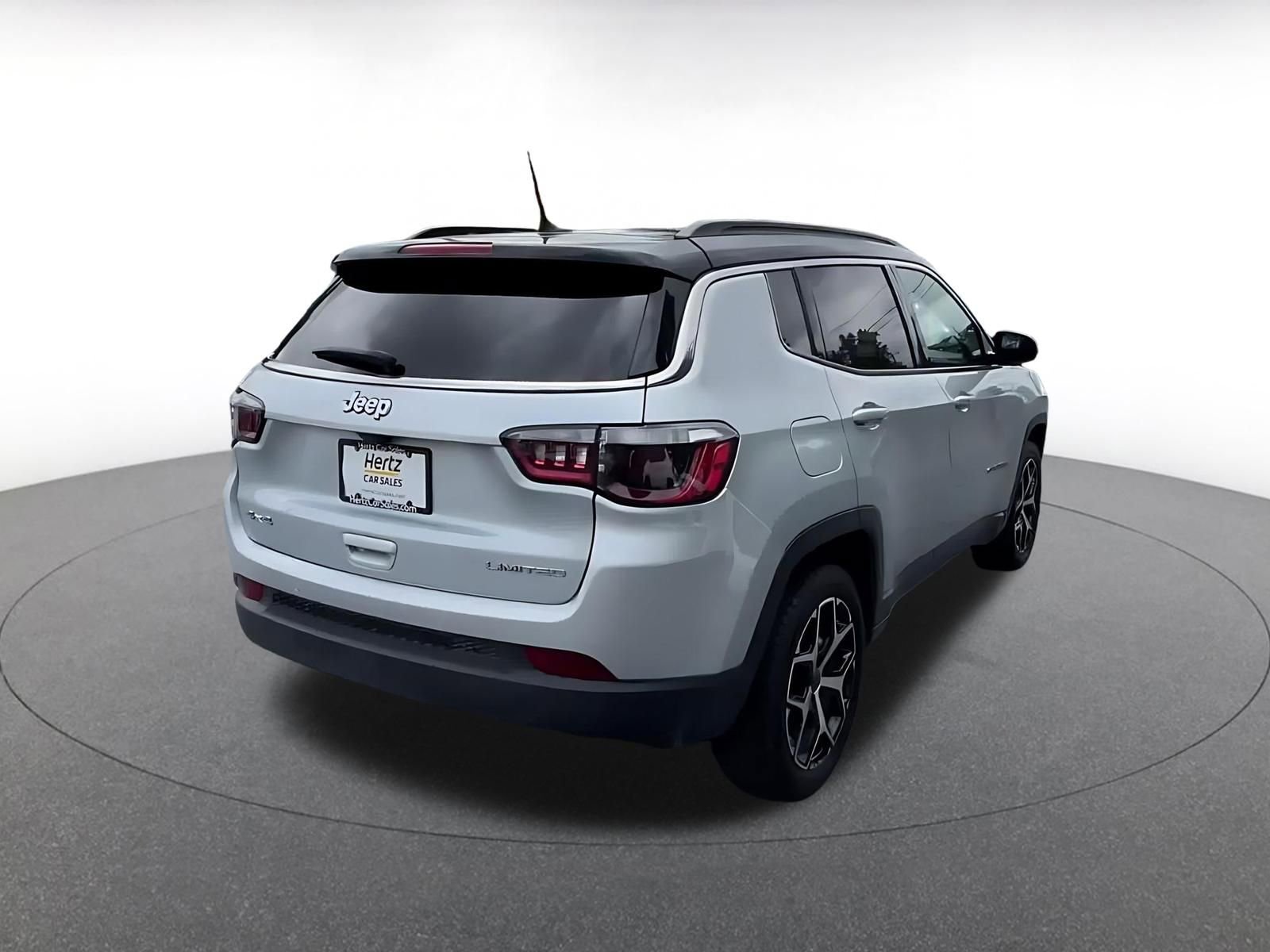 Thumbnail: 2025 Jeep Compass - 14