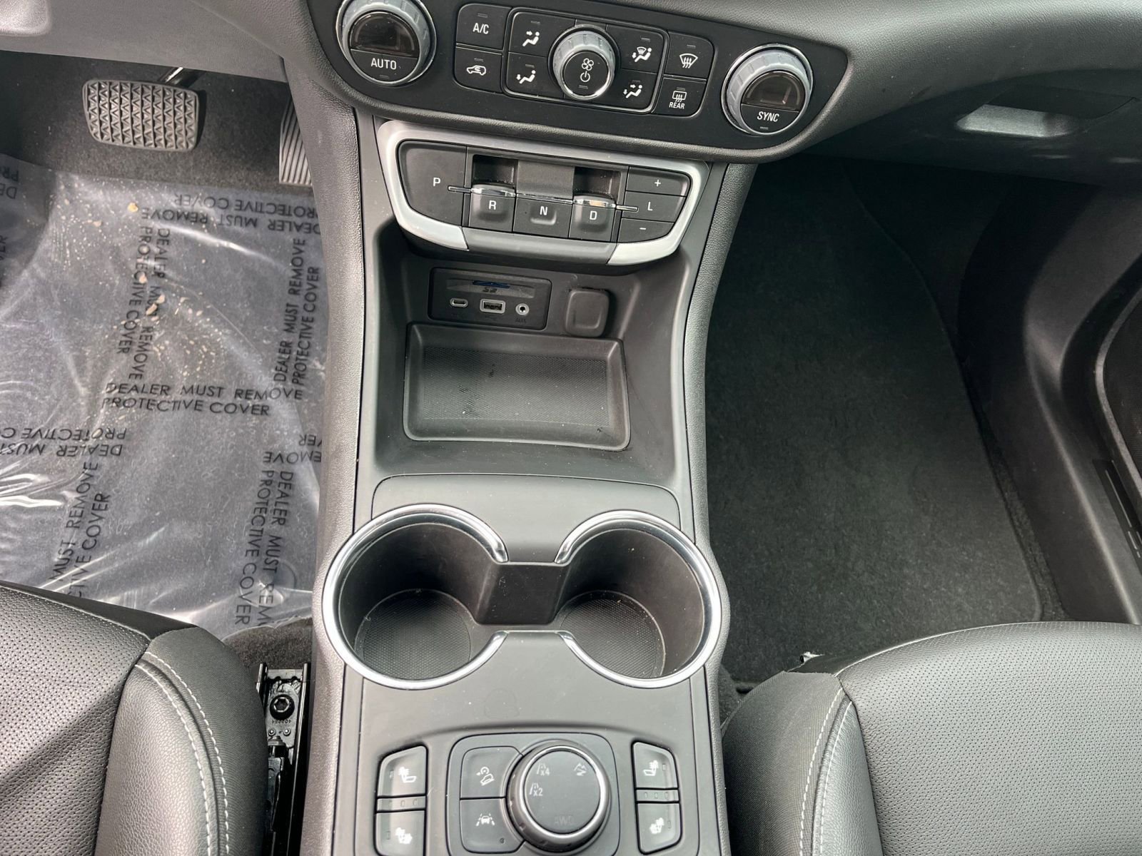 2024 GMC Terrain SLT 35