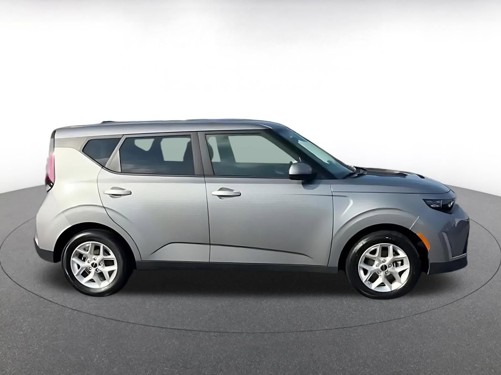 Thumbnail: 2025 Kia Soul - 15