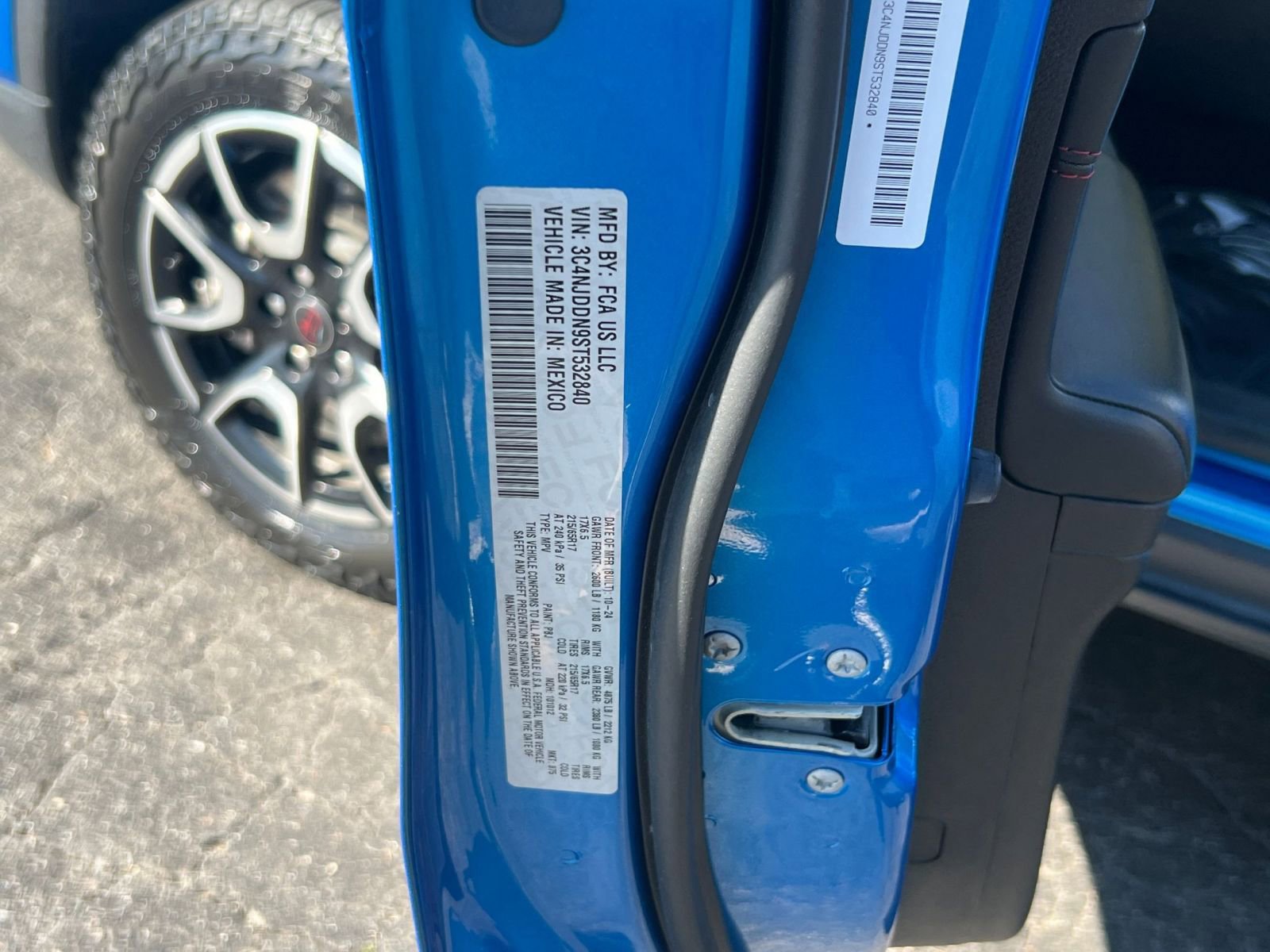 Thumbnail: 2025 Jeep Compass - 23