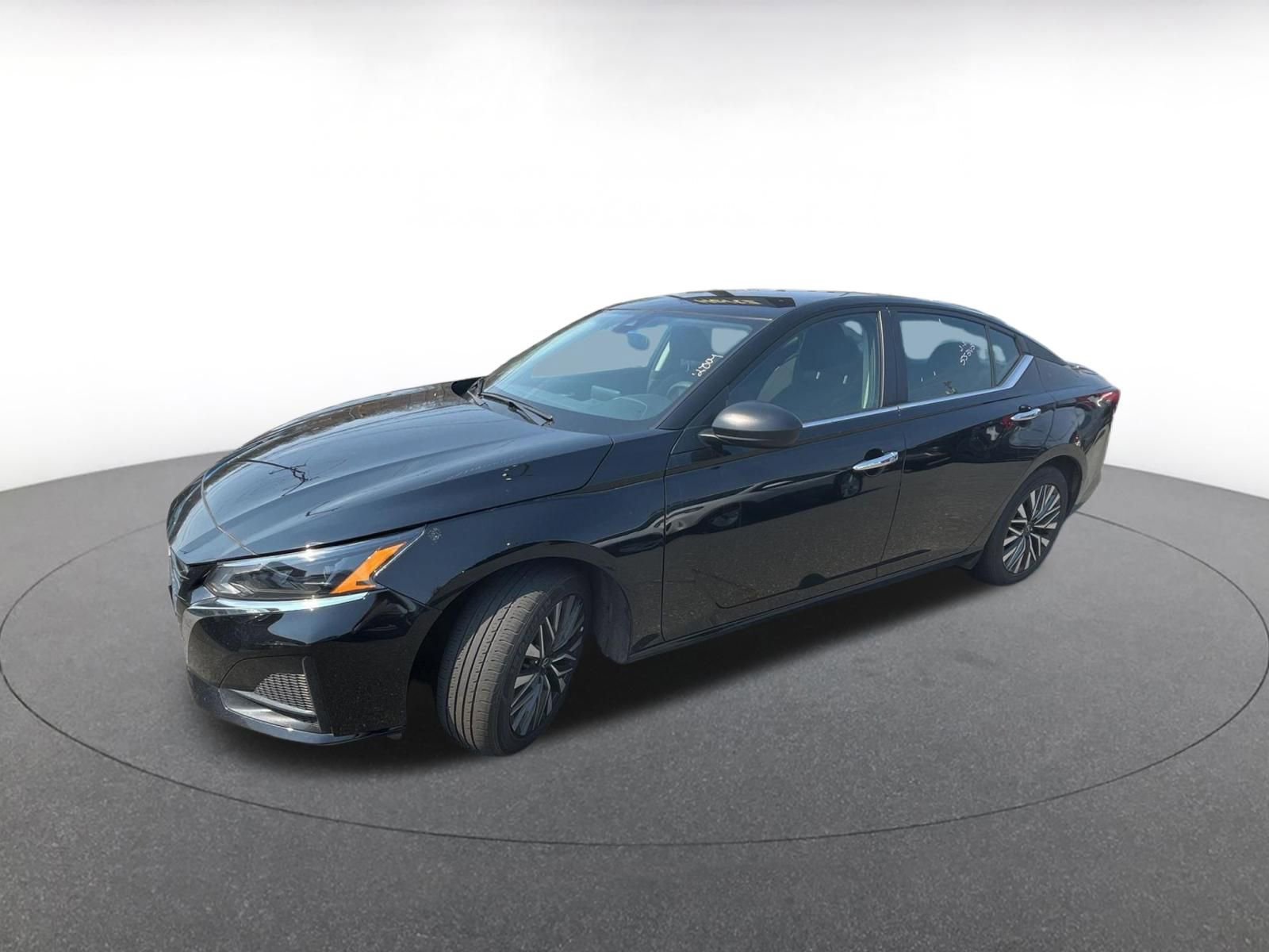 Thumbnail: 2025 Nissan Altima - 2