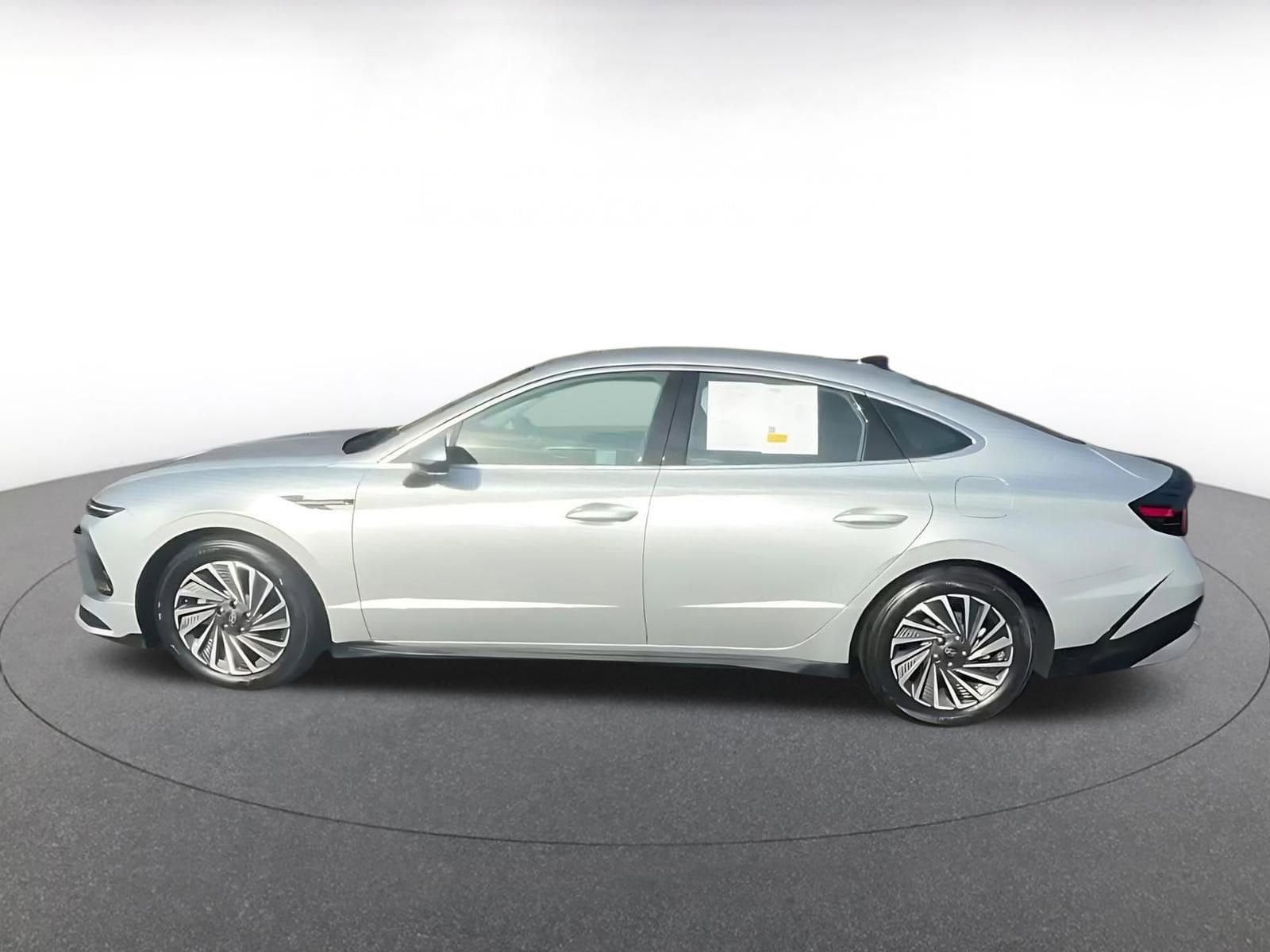 Thumbnail: 2025 Hyundai Sonata - 8