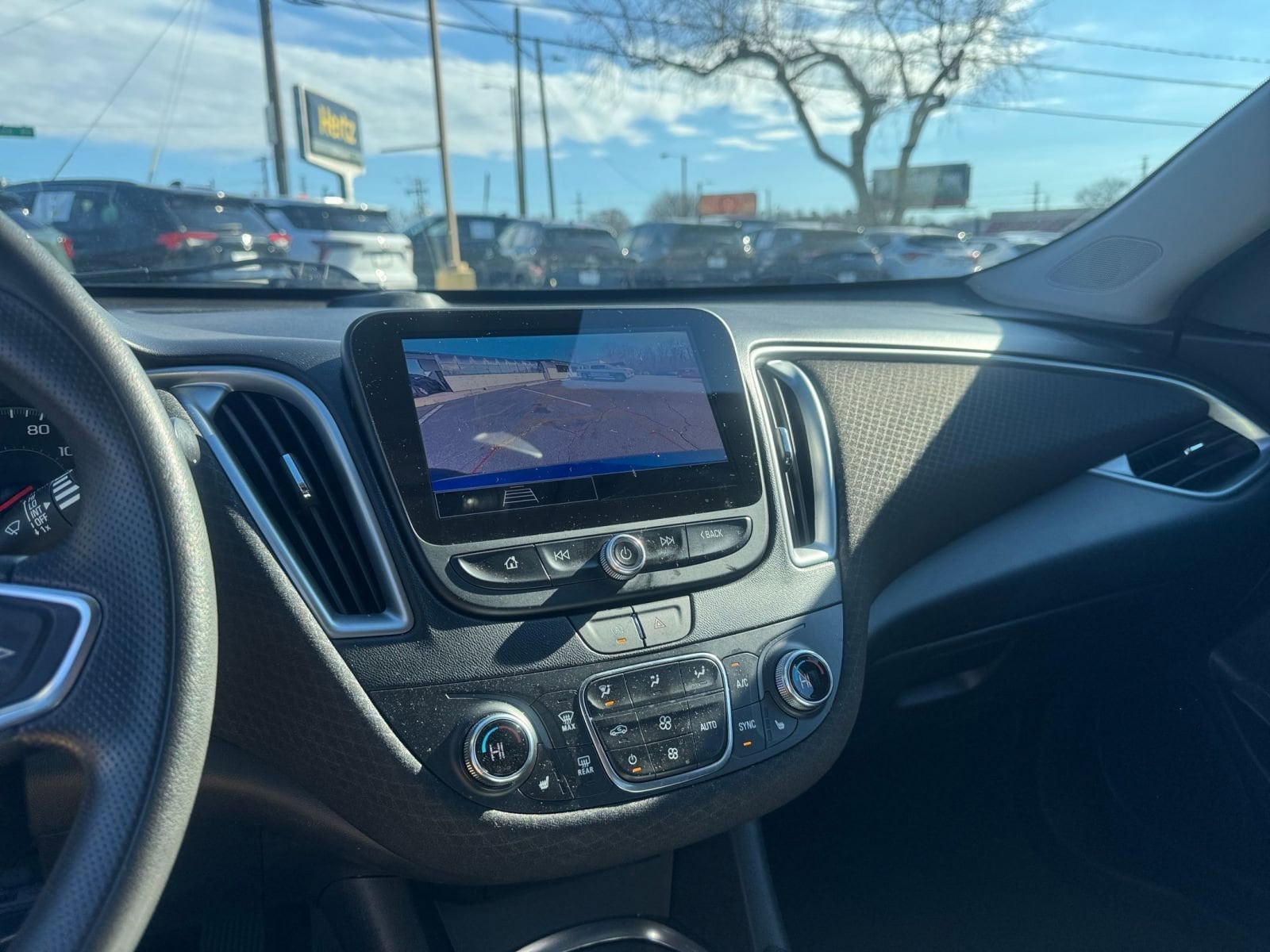 Thumbnail: 2024 Chevrolet Malibu - 17