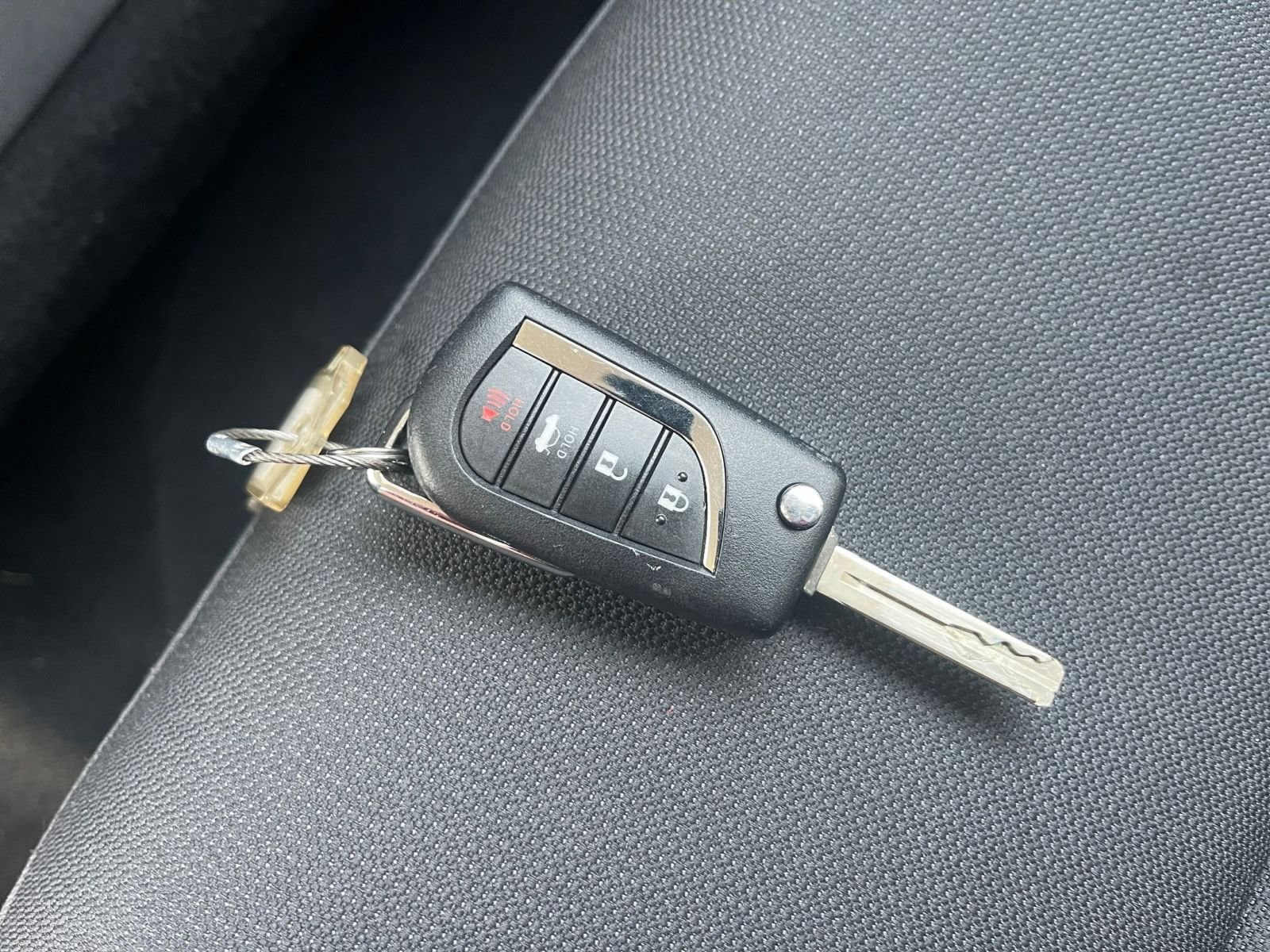 Thumbnail: 2025 Toyota Corolla - 18