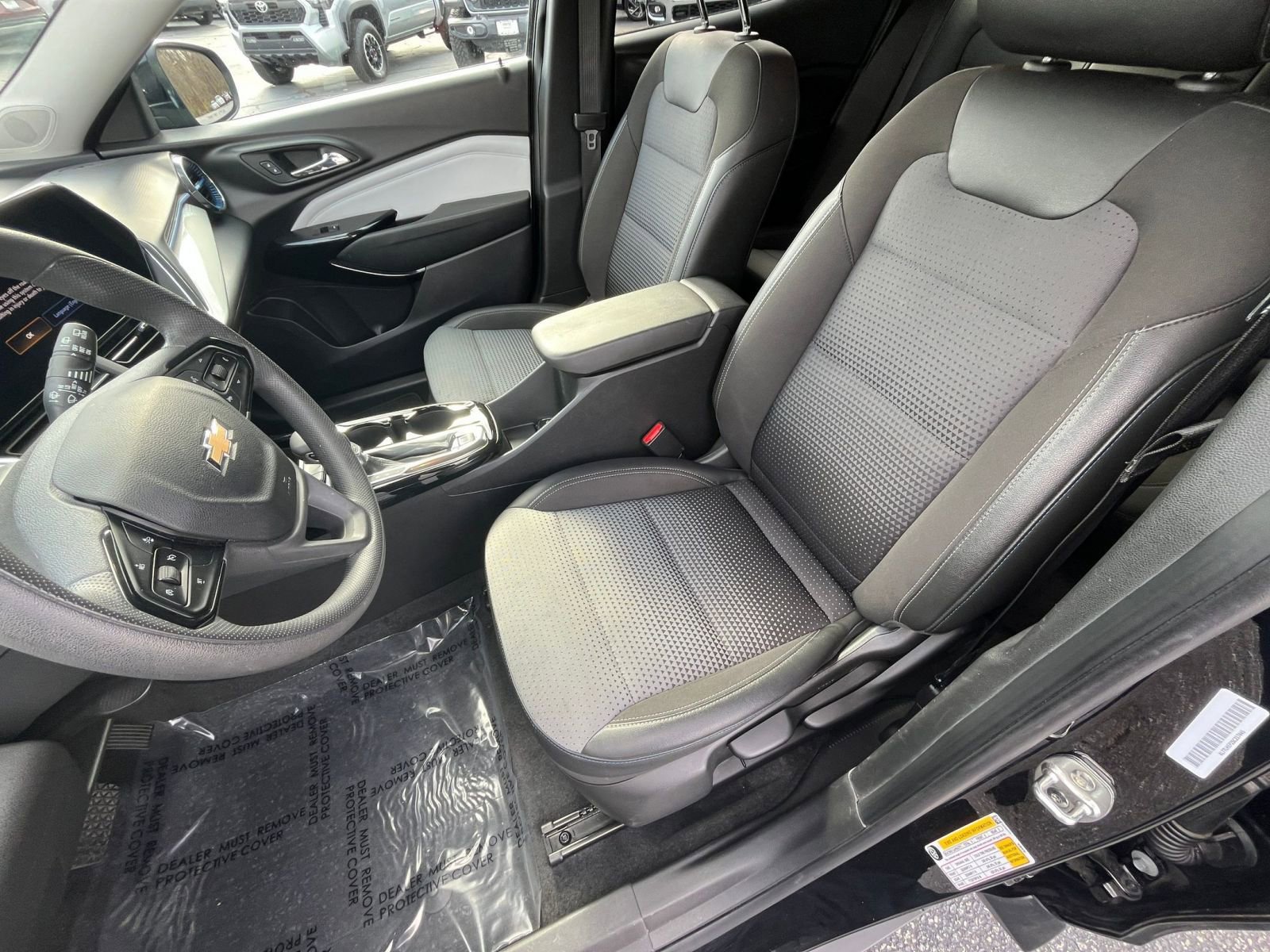 Thumbnail: 2025 Chevrolet Trax - 30