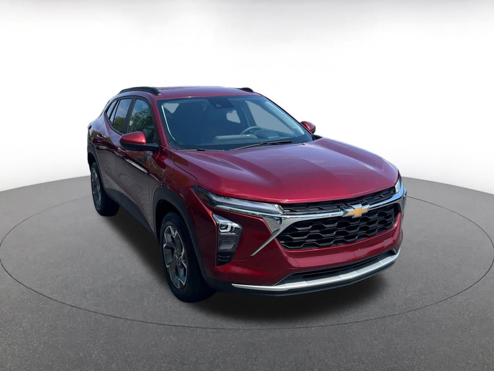 Thumbnail: 2025 Chevrolet Trax - 1