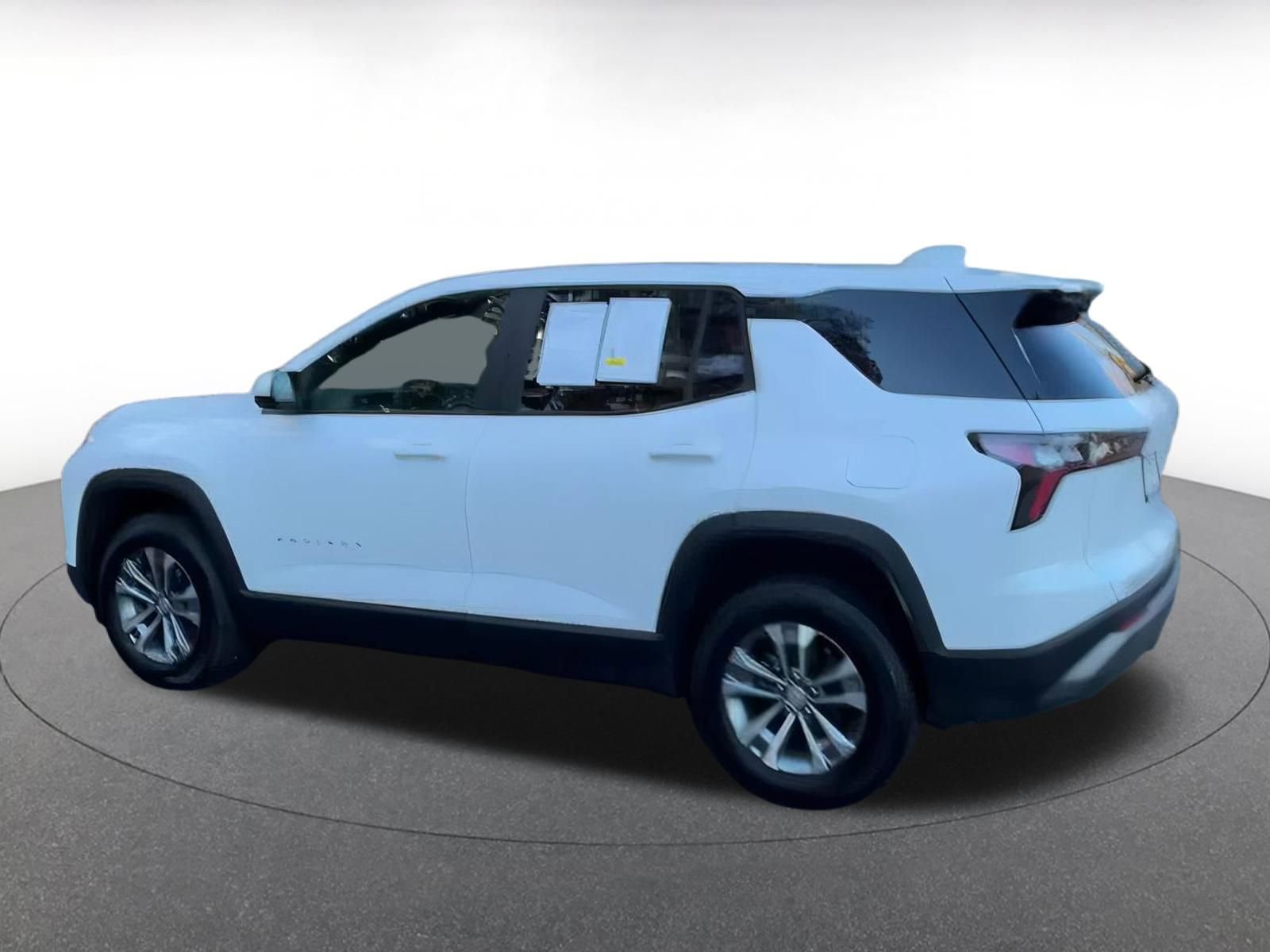 Thumbnail: 2025 Chevrolet Equinox - 10