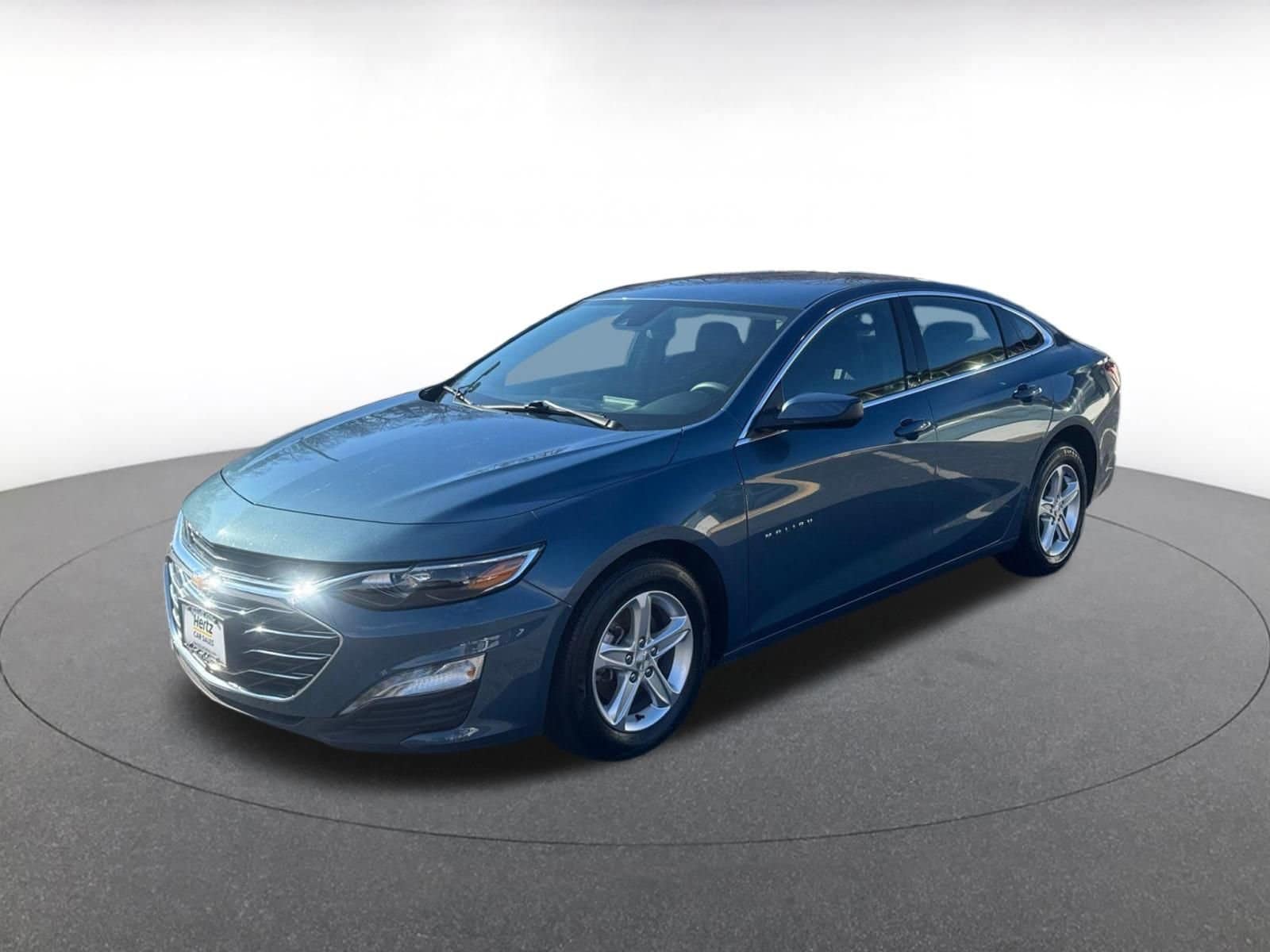 Thumbnail: 2024 Chevrolet Malibu - 4