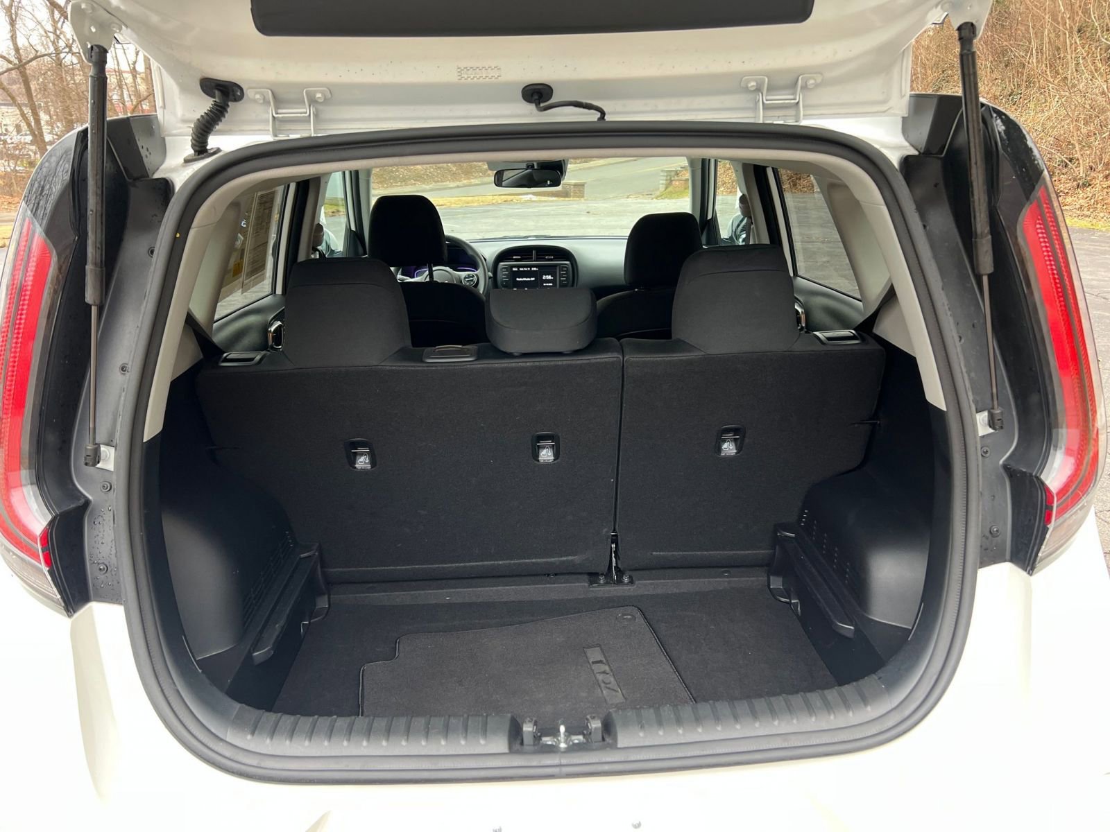 Thumbnail: 2025 Kia Soul - 29