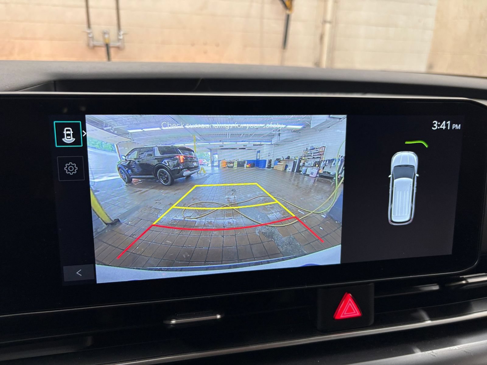 Thumbnail: 2026 Kia Carnival - 23