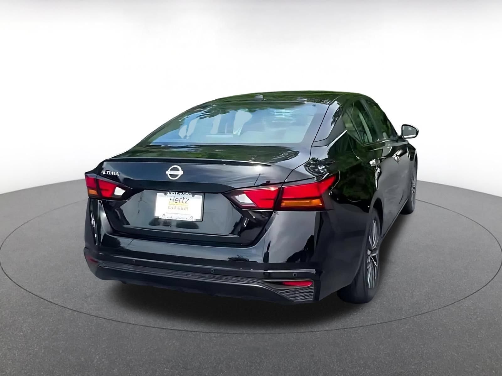 Thumbnail: 2025 Nissan Altima - 15
