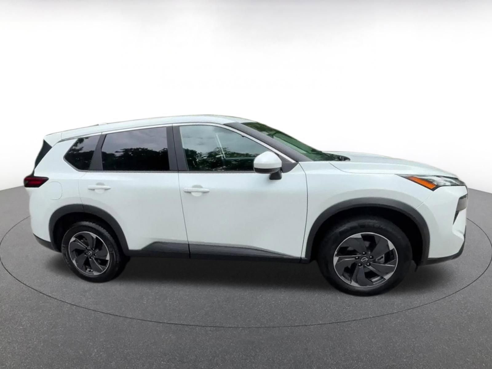 Thumbnail: 2025 Nissan Rogue - 16