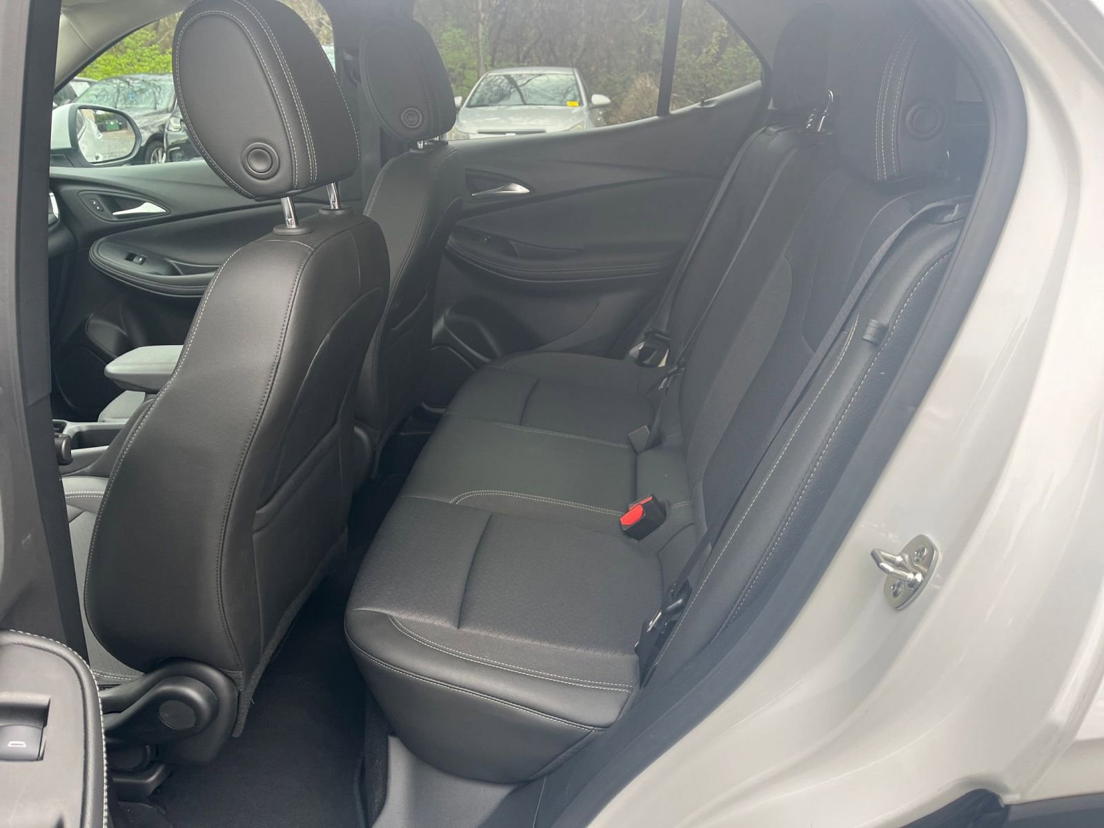 Thumbnail: 2025 Buick Encore GX - 21