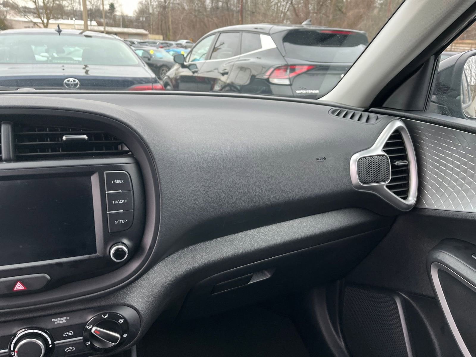 Thumbnail: 2024 Kia Soul - 29
