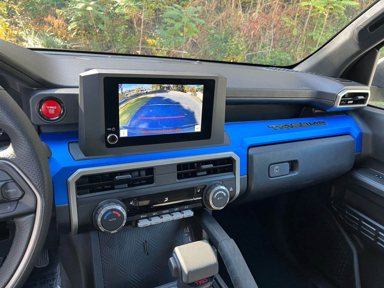 Thumbnail: 2025 Toyota Tacoma - 17