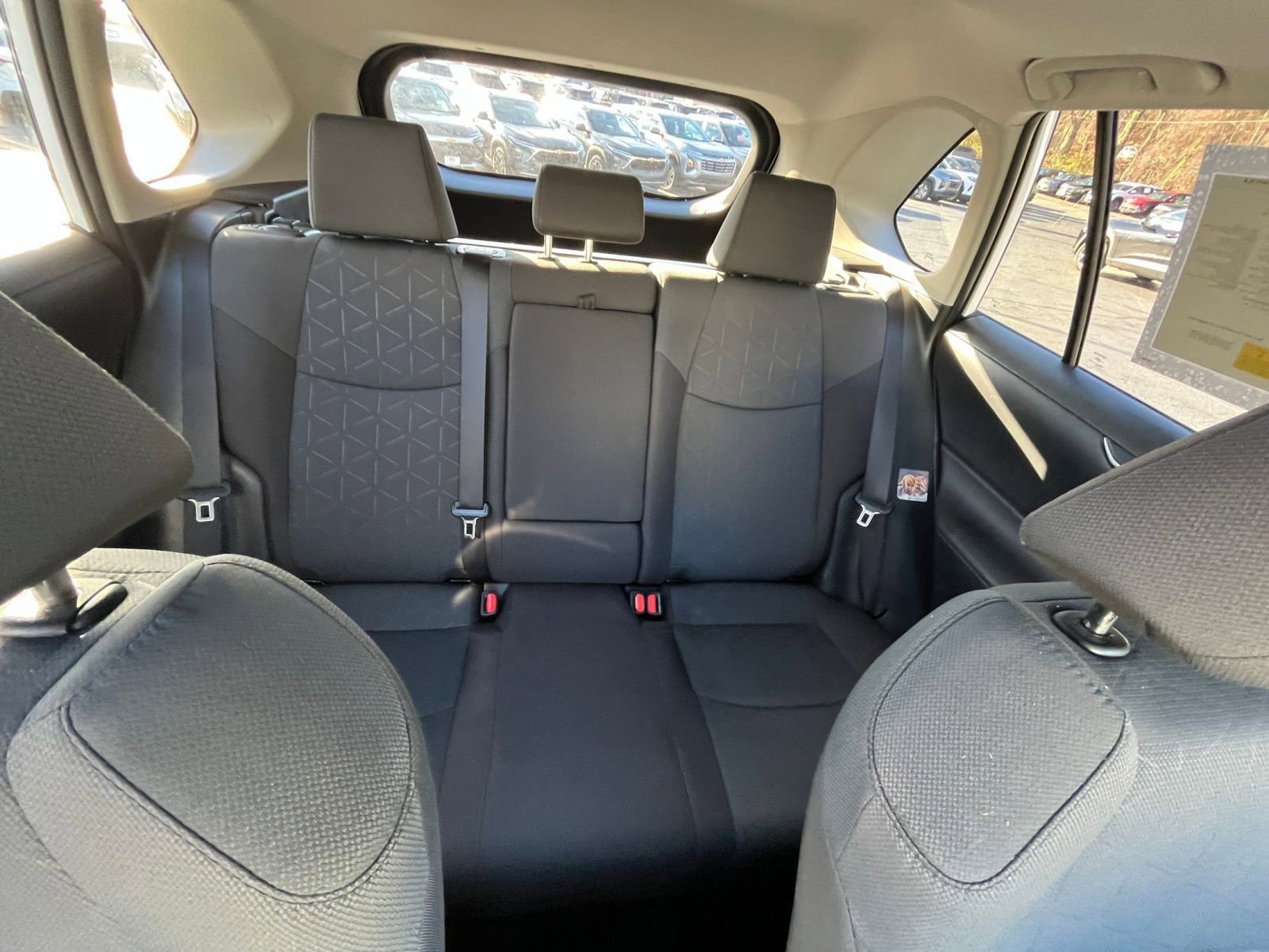 Thumbnail: 2025 Toyota RAV4 - 34