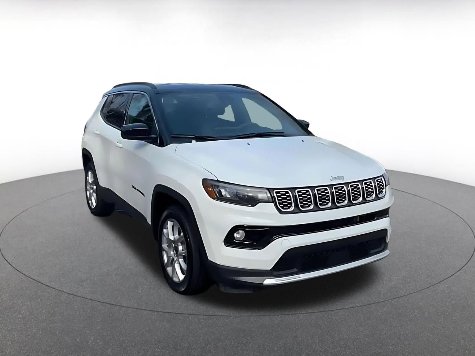 Thumbnail: 2025 Jeep Compass - 3