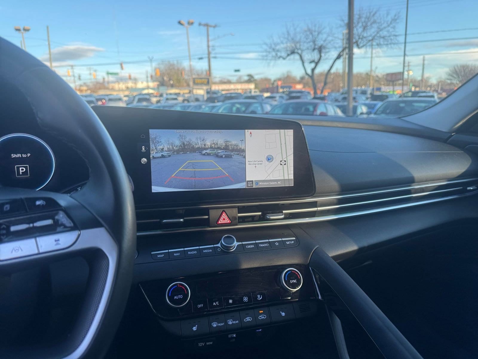 Thumbnail: 2025 Hyundai Elantra - 17