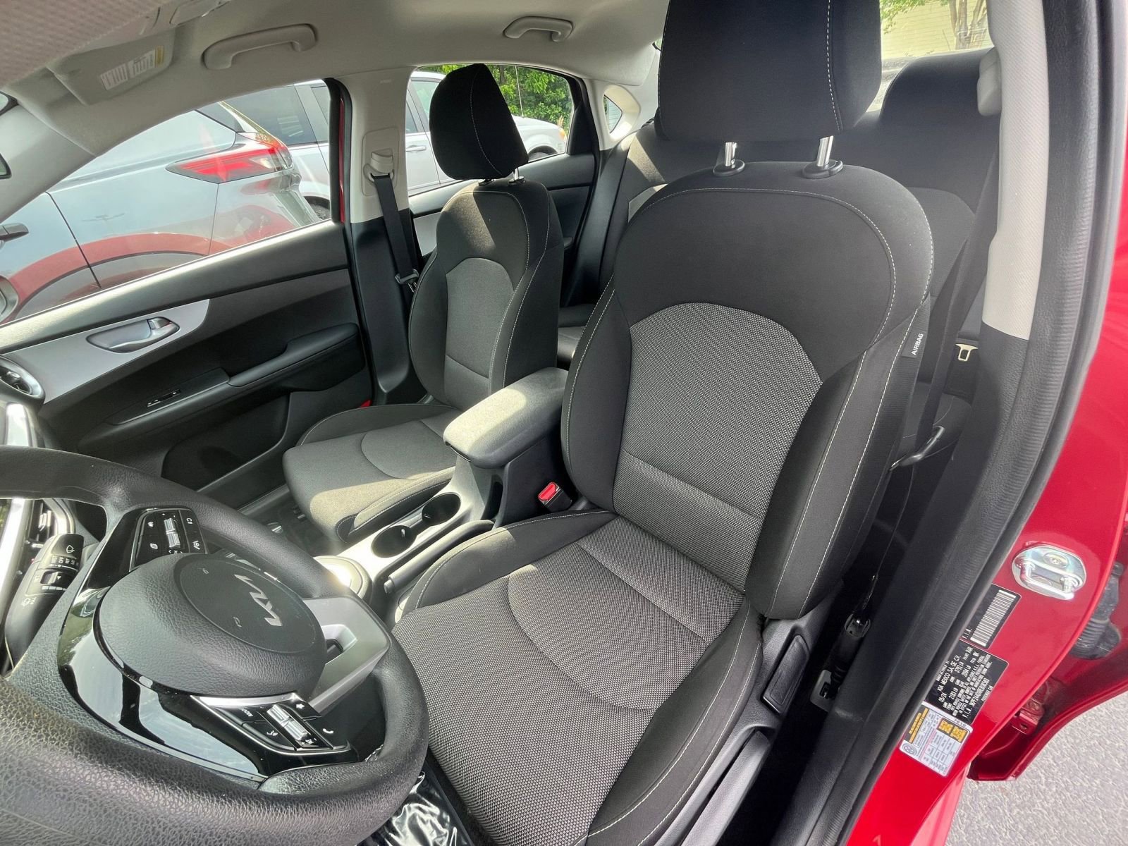 Thumbnail: 2024 Kia Forte - 30