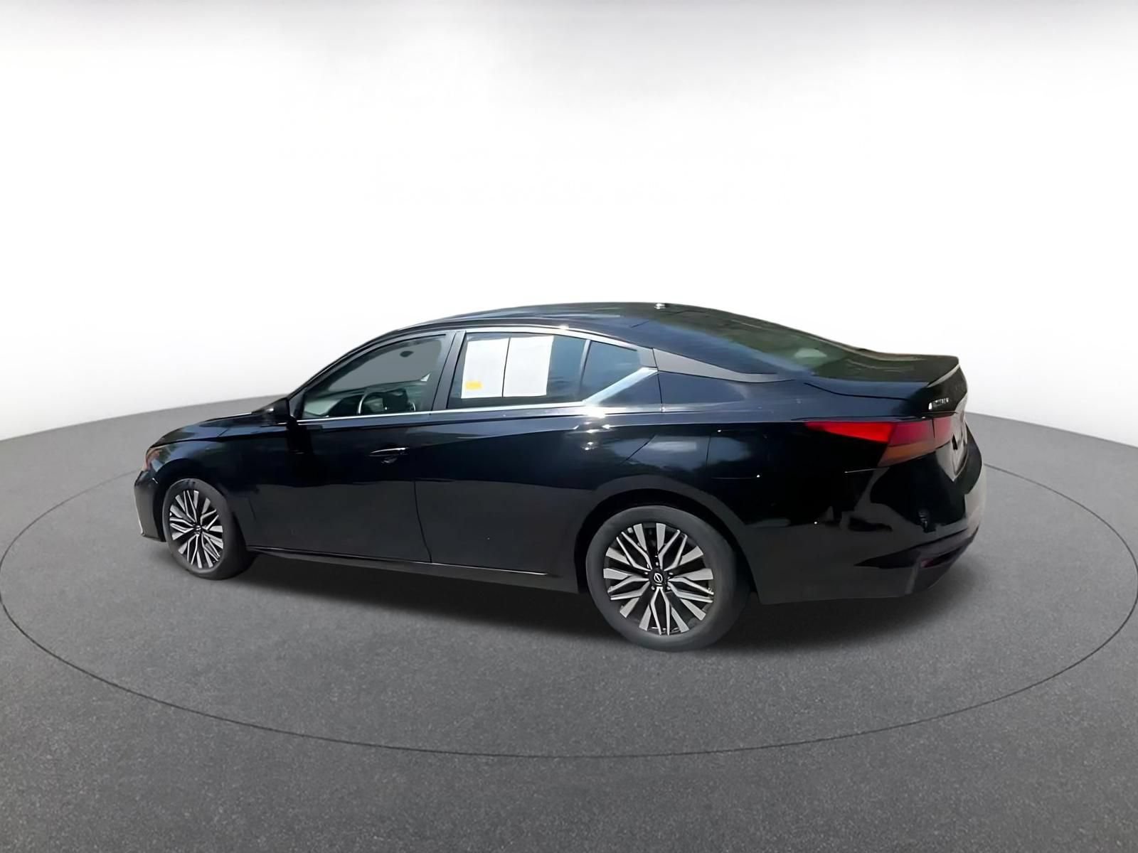Thumbnail: 2026 Nissan Altima - 8