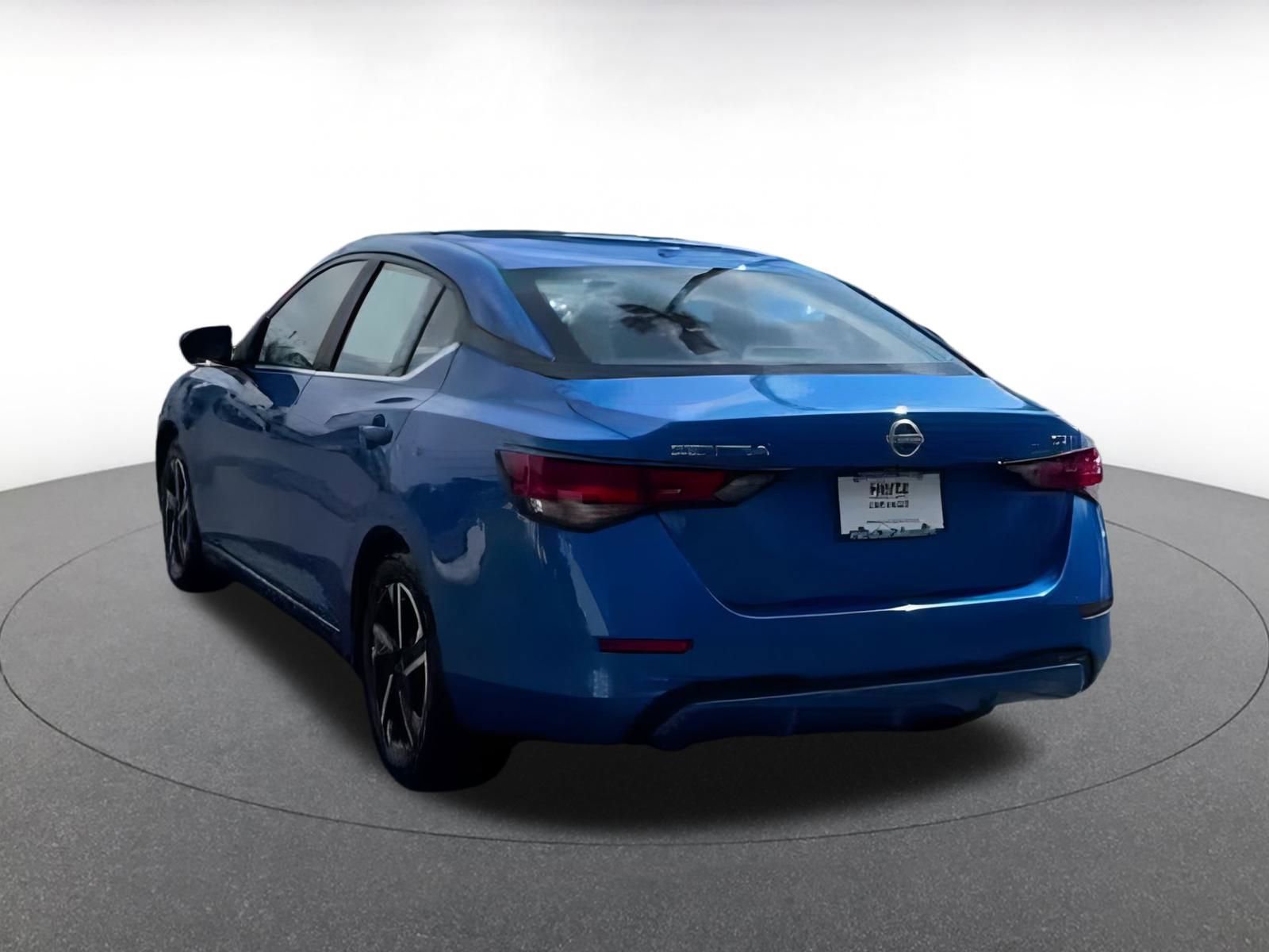 Thumbnail: 2024 Nissan Sentra - 10