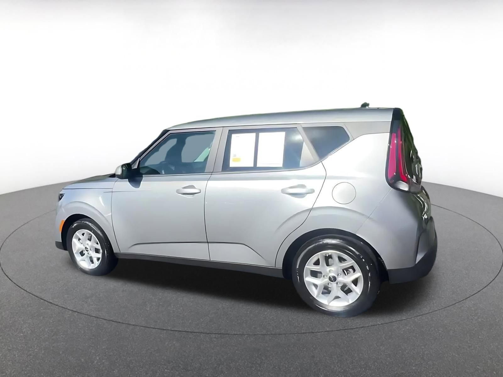 Thumbnail: 2025 Kia Soul - 10