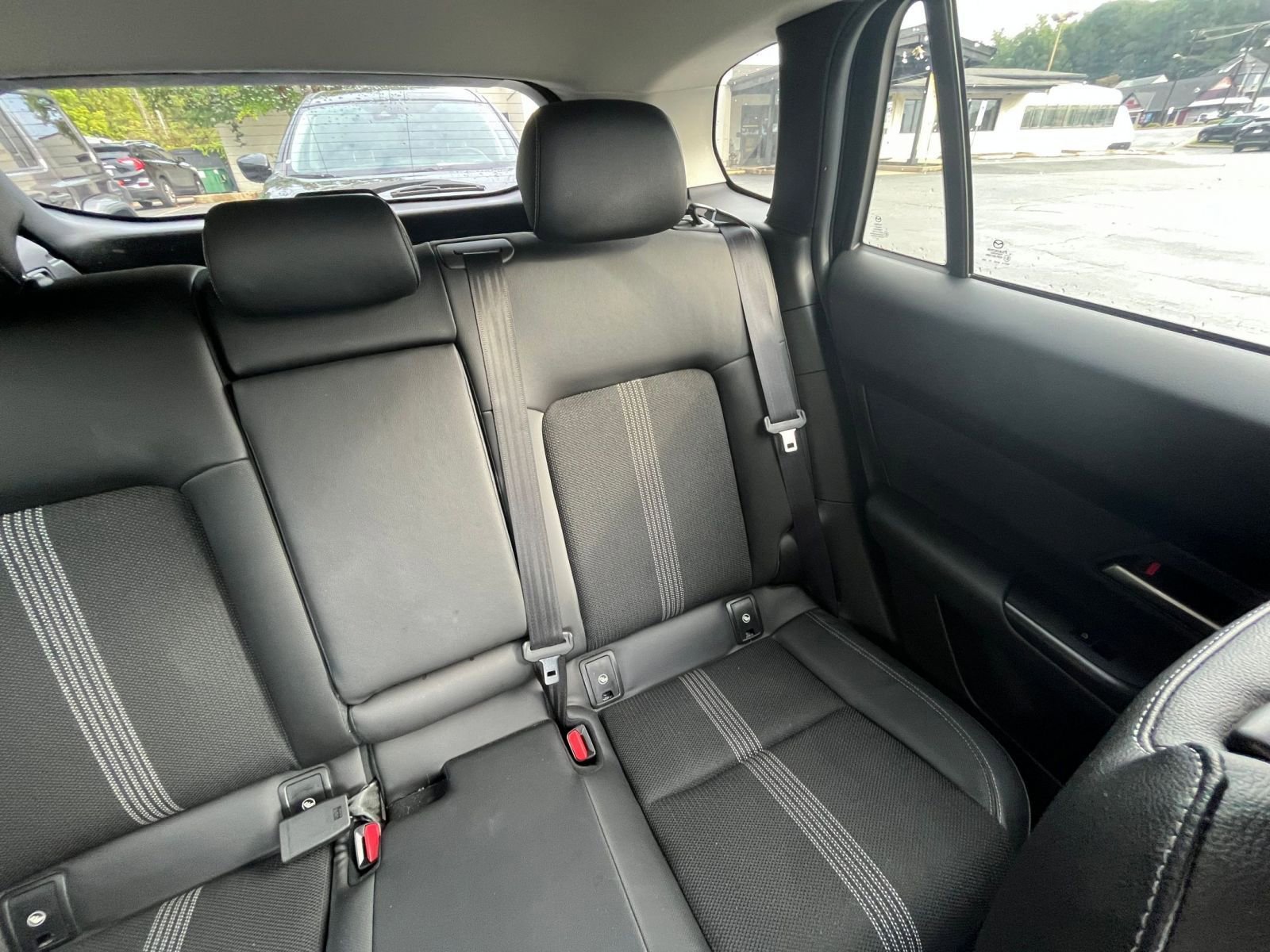 Thumbnail: 2025 Mazda CX-50 - 33