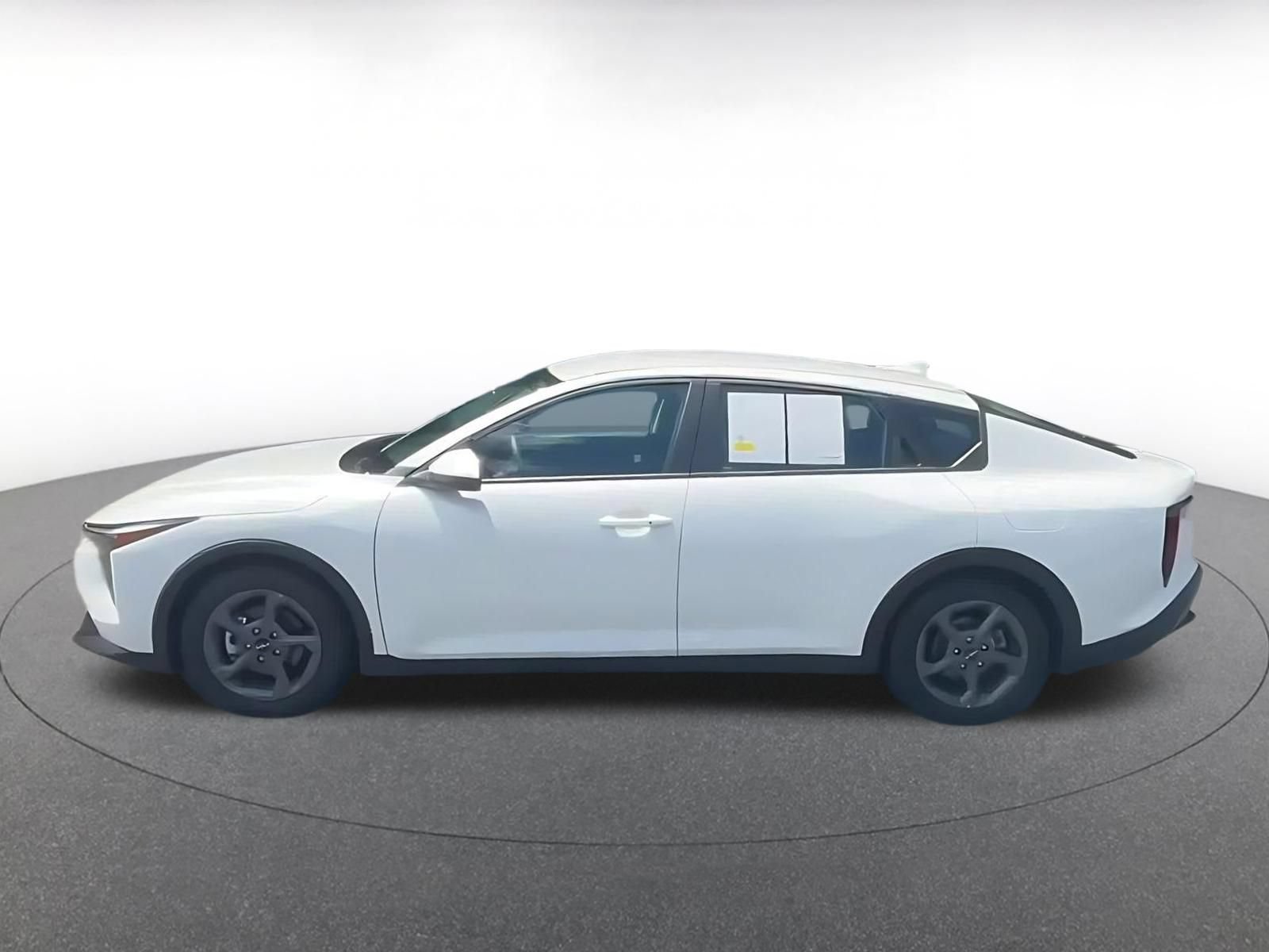 Thumbnail: 2026 Kia K4 - 9