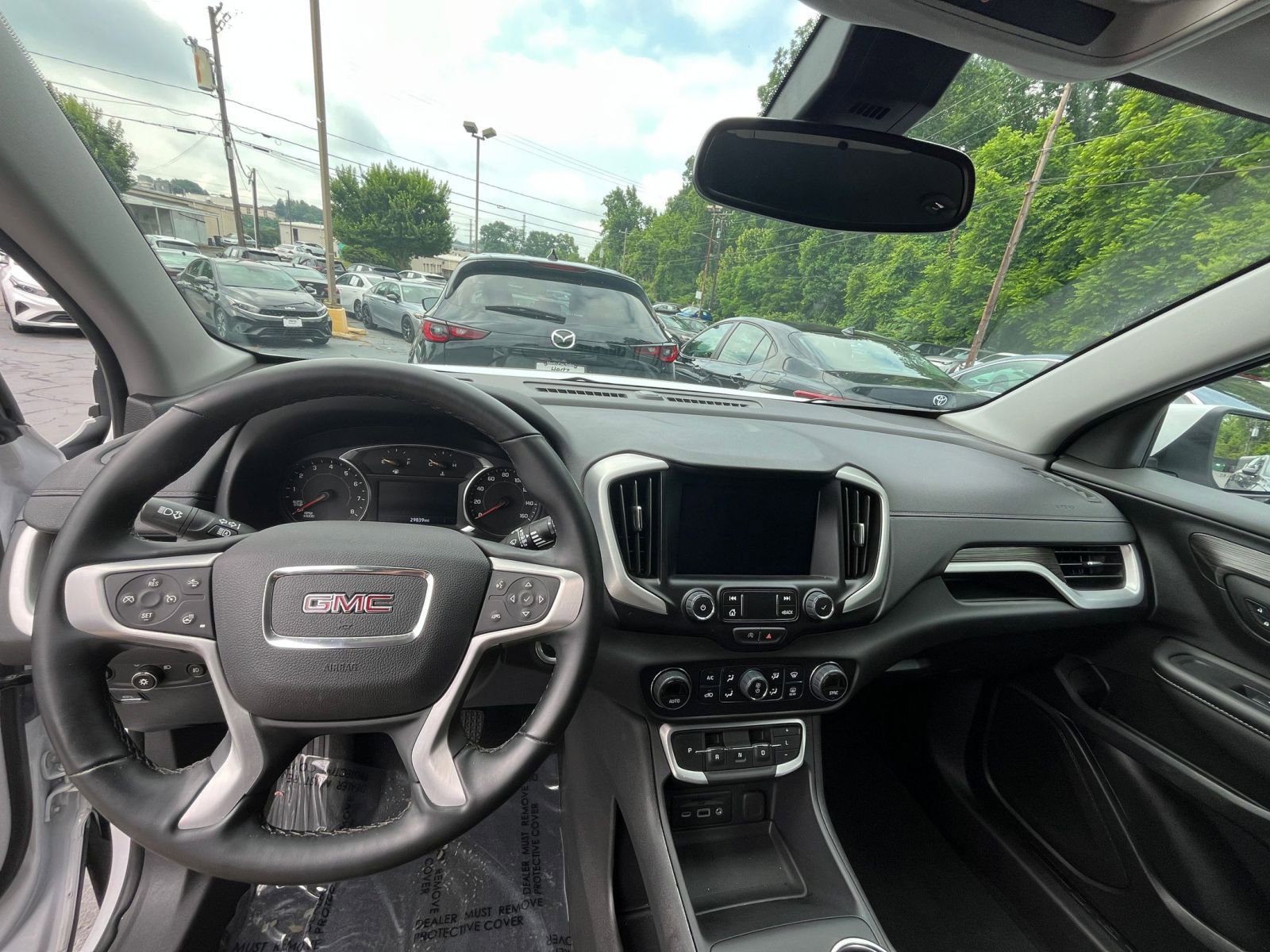 2024 GMC Terrain SLT 28