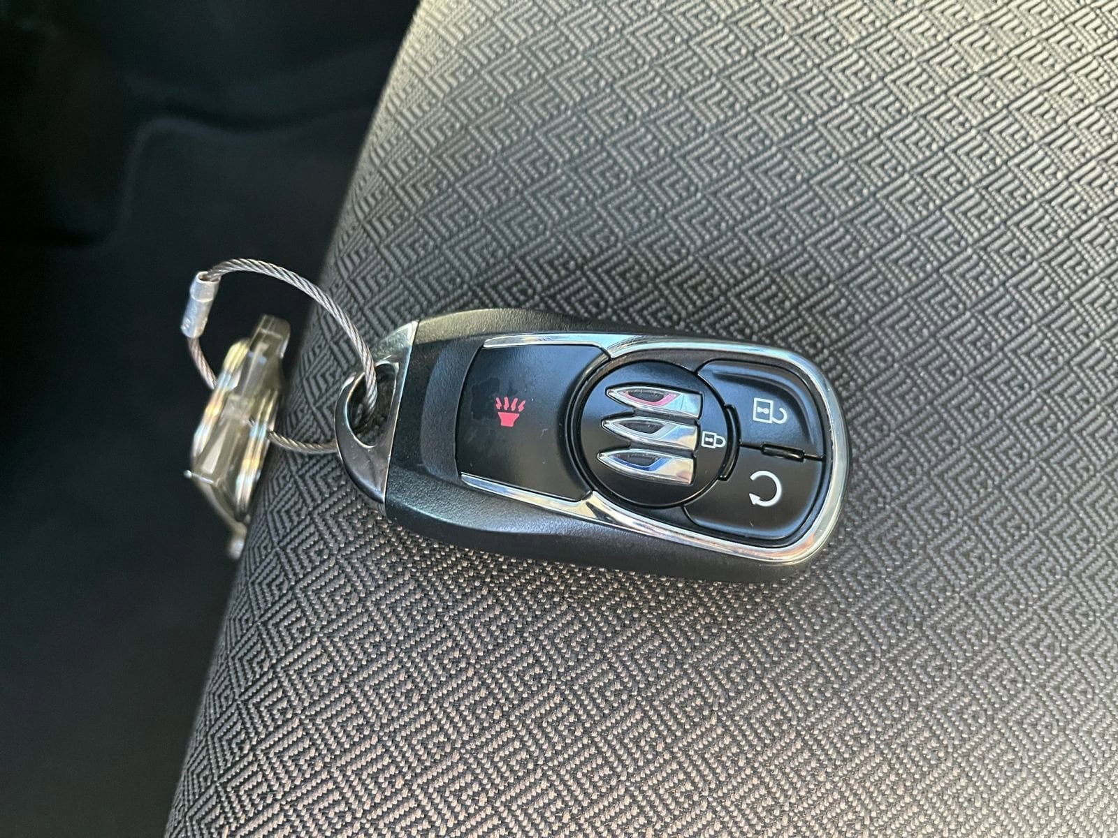 Thumbnail: 2025 Buick Encore GX - 18