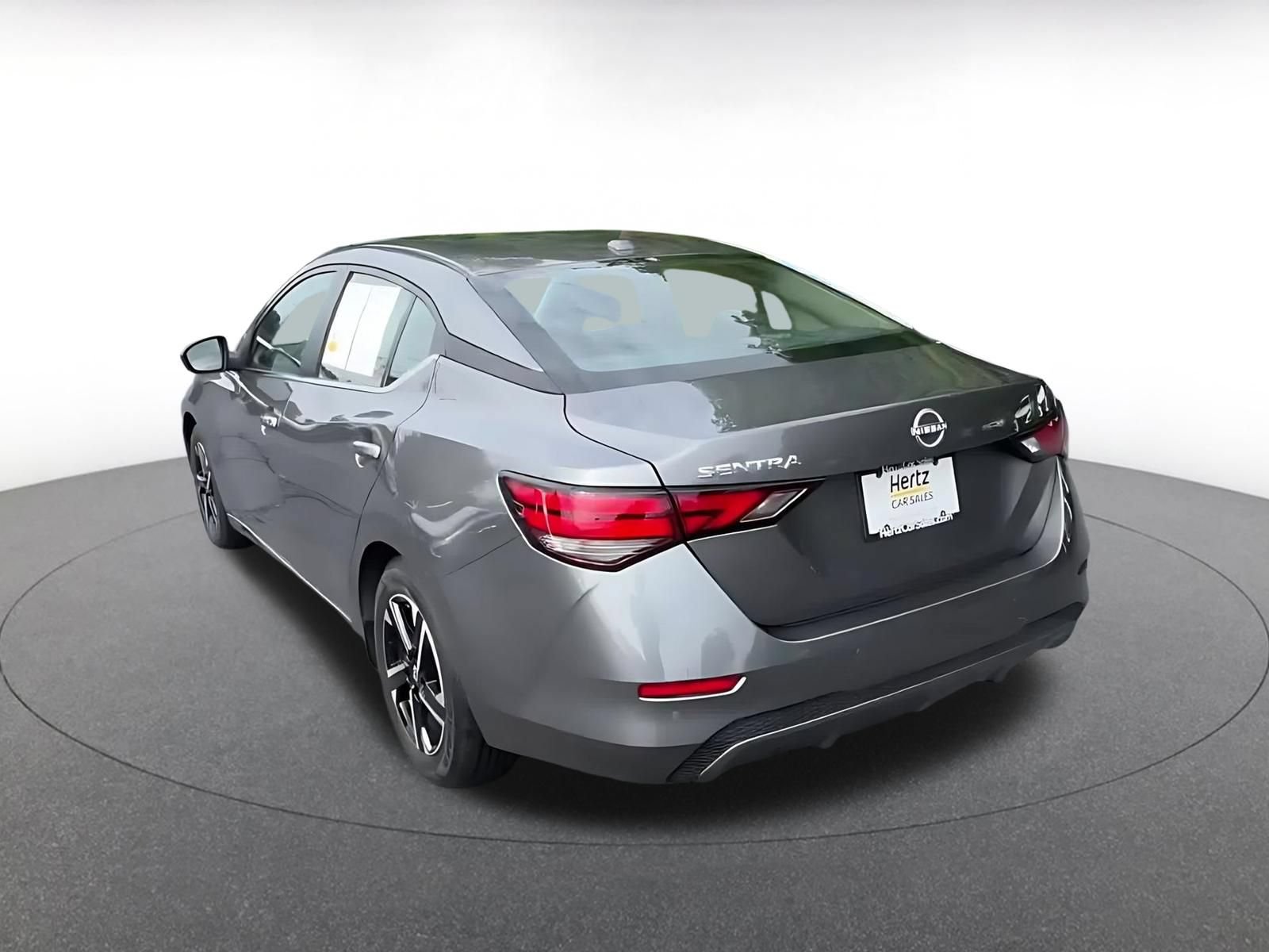 Thumbnail: 2025 Nissan Sentra - 9