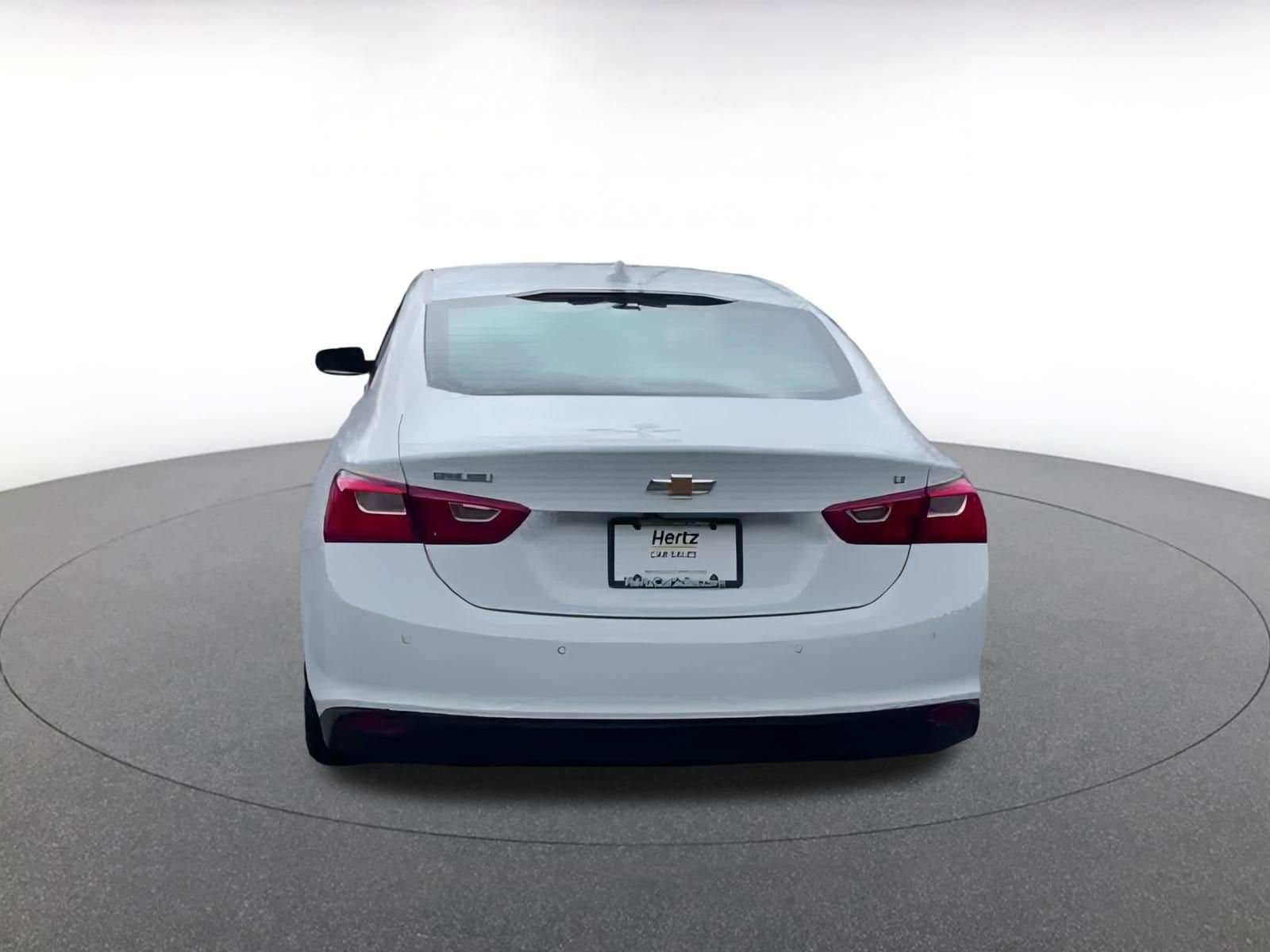 Thumbnail: 2024 Chevrolet Malibu - 12