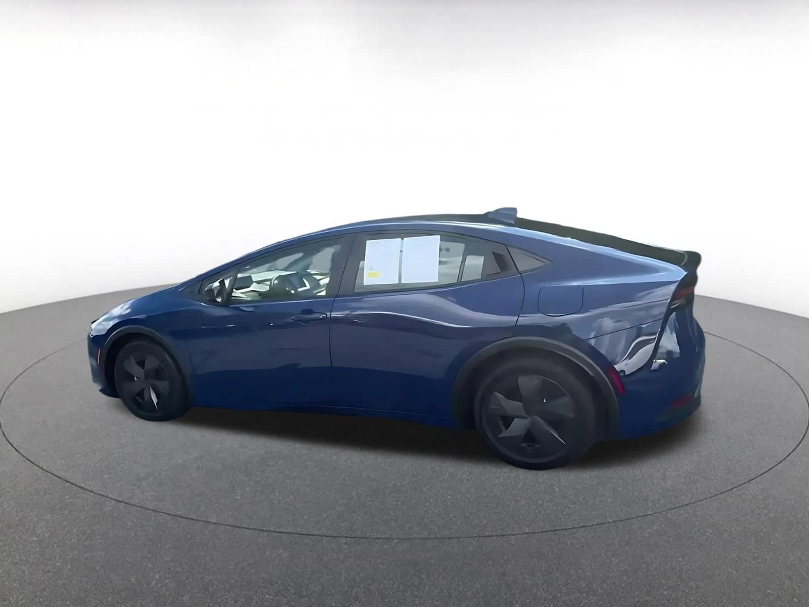 Thumbnail: 2025 Toyota Prius - 10