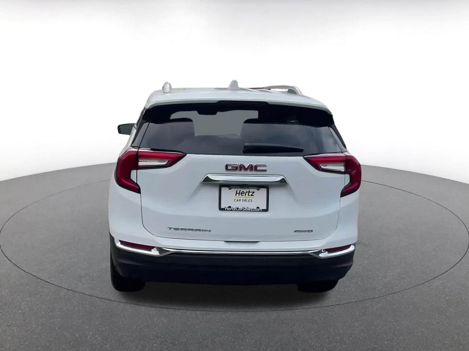 2024 GMC Terrain SLT 12