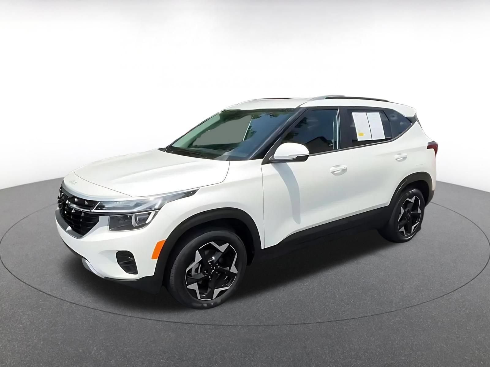 Thumbnail: 2025 Kia Seltos - 8