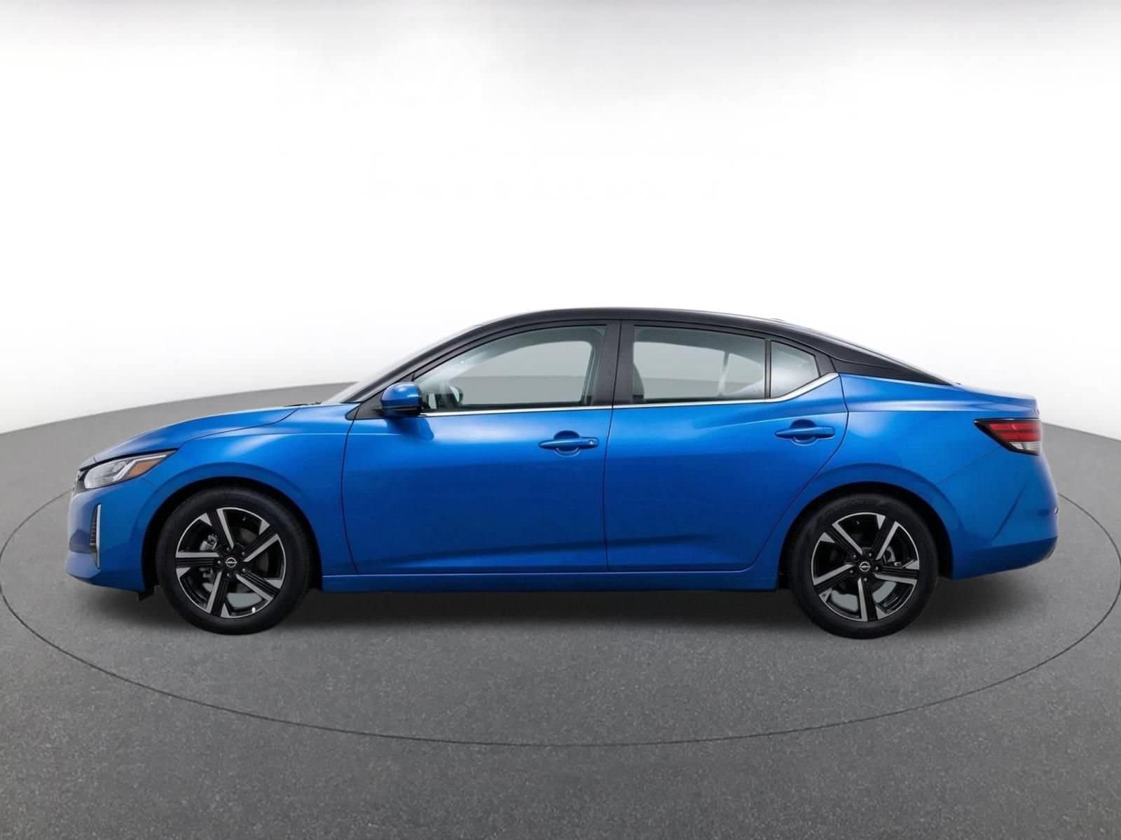 Thumbnail: 2025 Nissan Sentra - 4