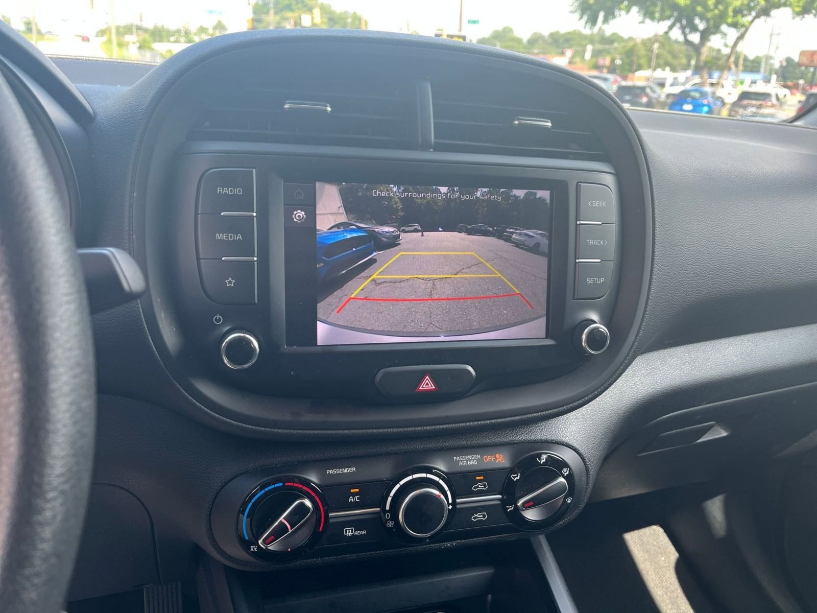 Thumbnail: 2023 Kia Soul - 17