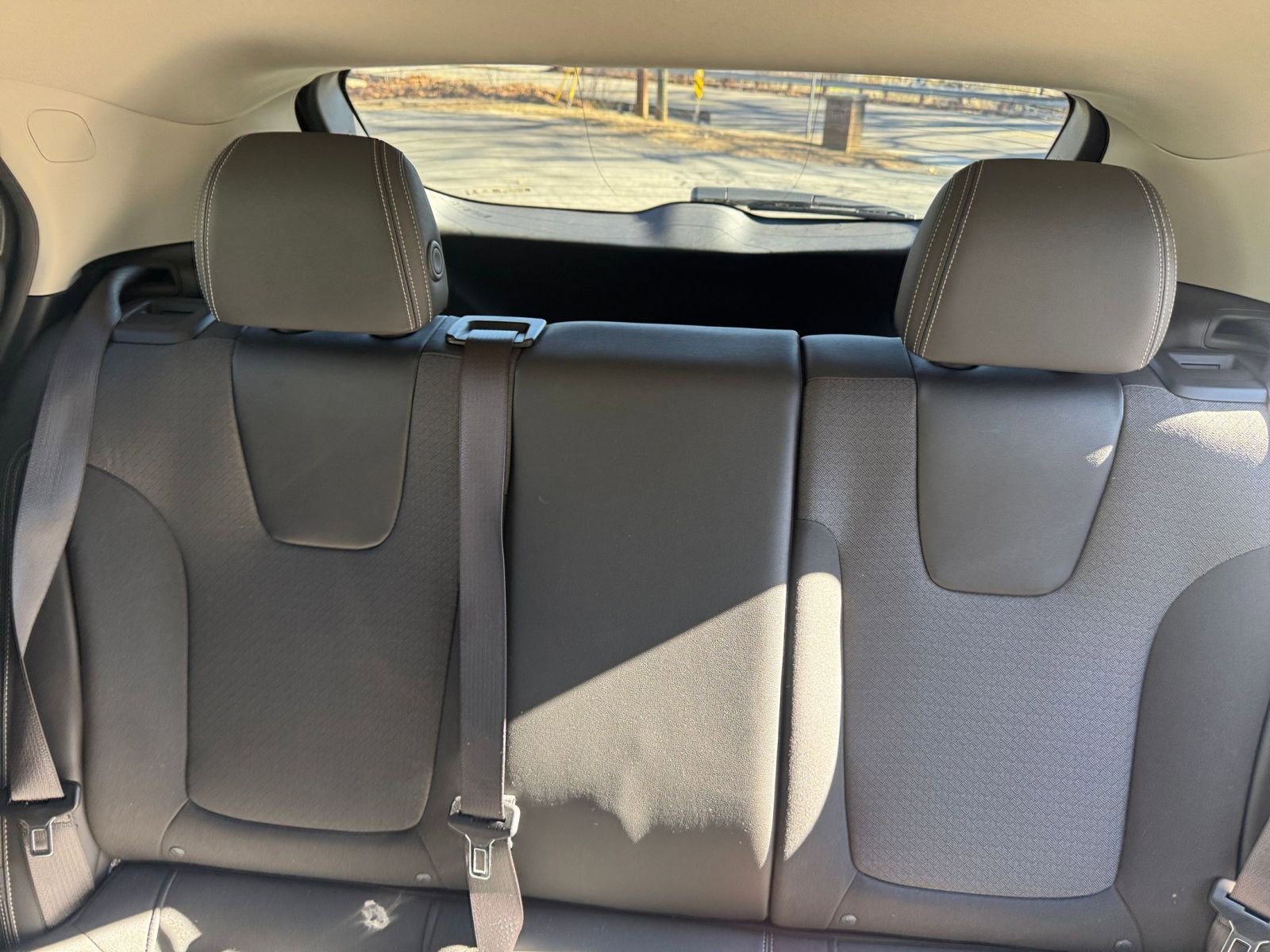 Thumbnail: 2025 Buick Encore GX - 32