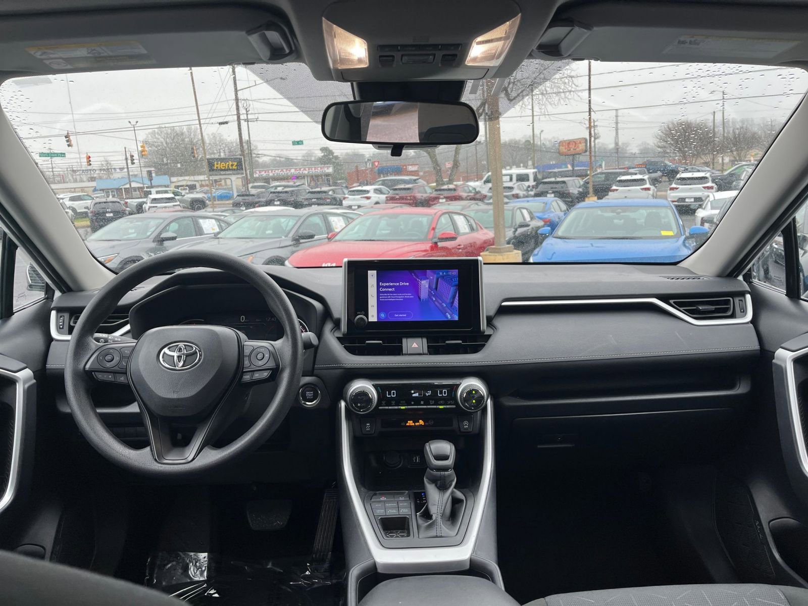 Thumbnail: 2025 Toyota RAV4 - 29