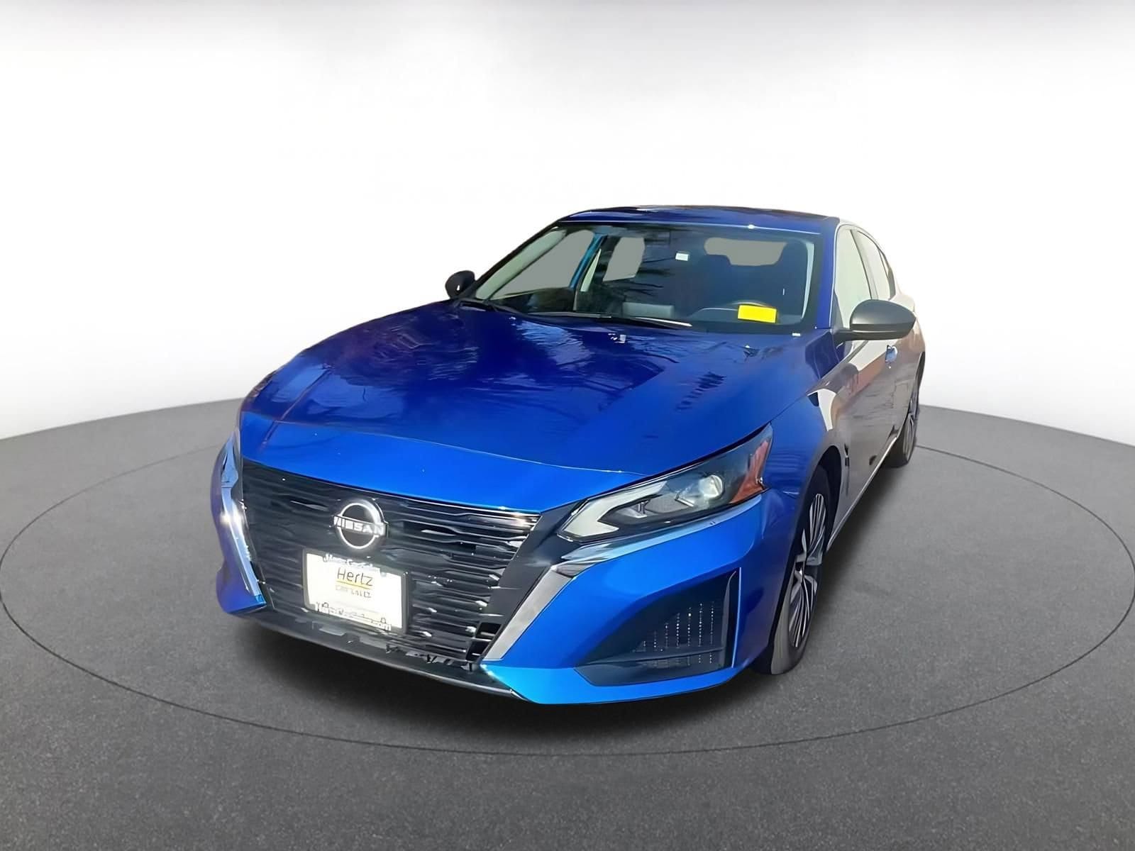 Thumbnail: 2025 Nissan Altima - 7