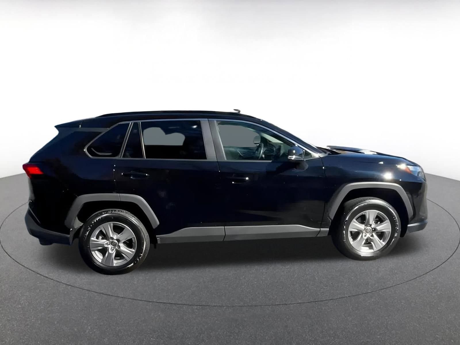 Thumbnail: 2025 Toyota RAV4 - 15