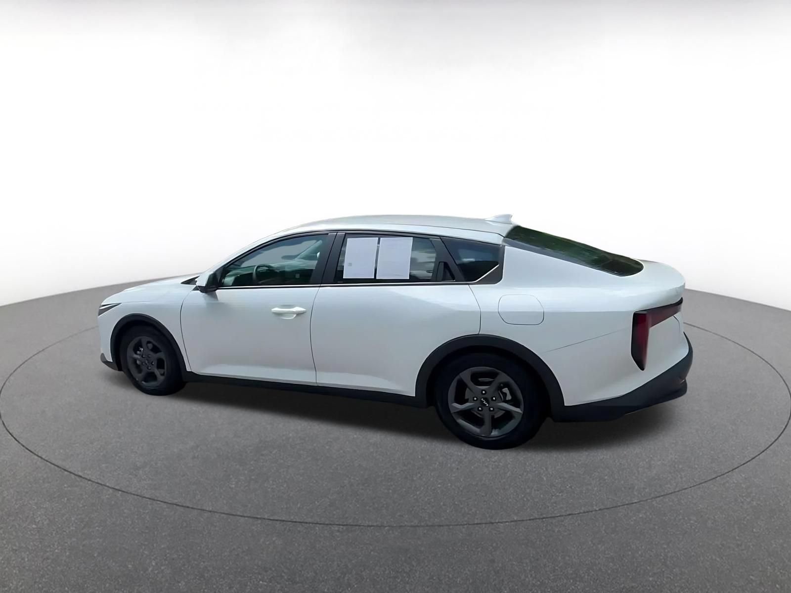 Thumbnail: 2026 Kia K4 - 9