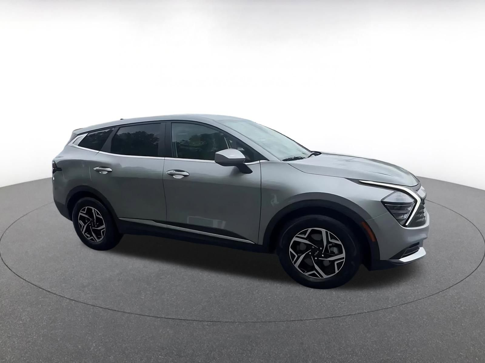 Thumbnail: 2025 Kia Sportage - 2