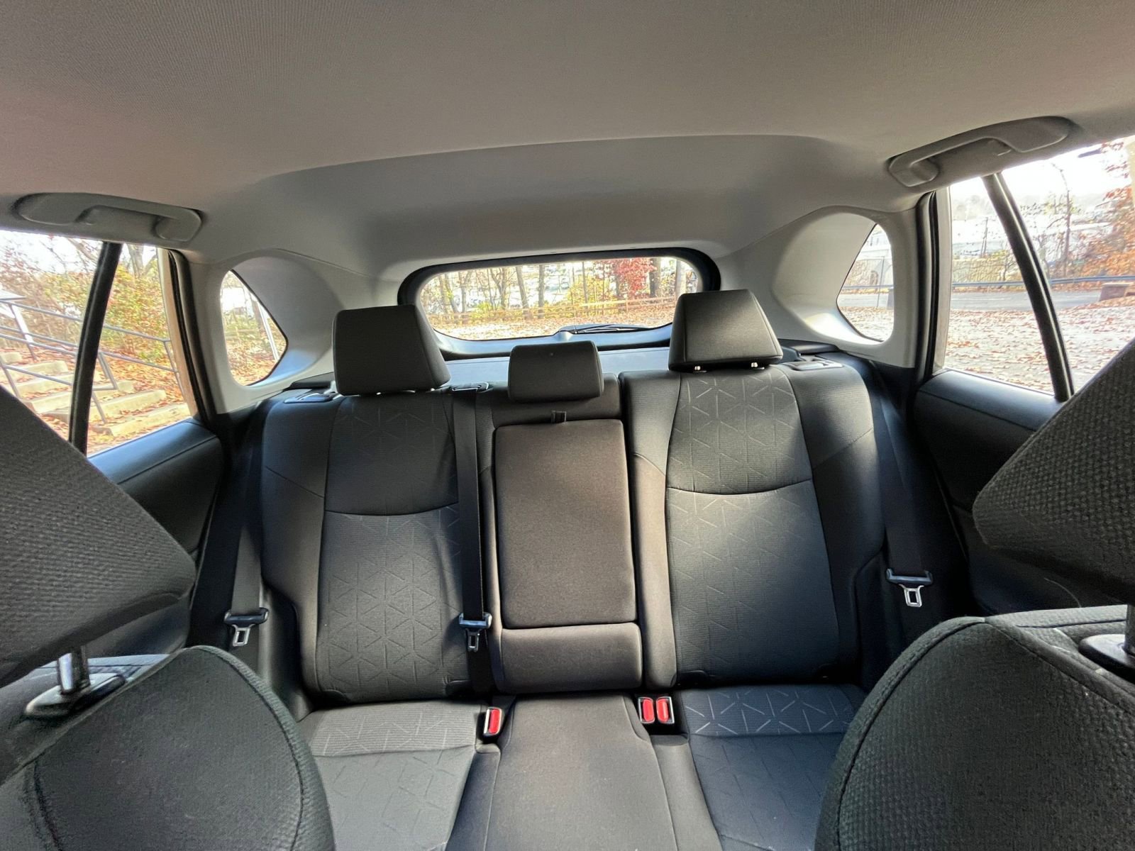 Thumbnail: 2025 Toyota RAV4 - 34