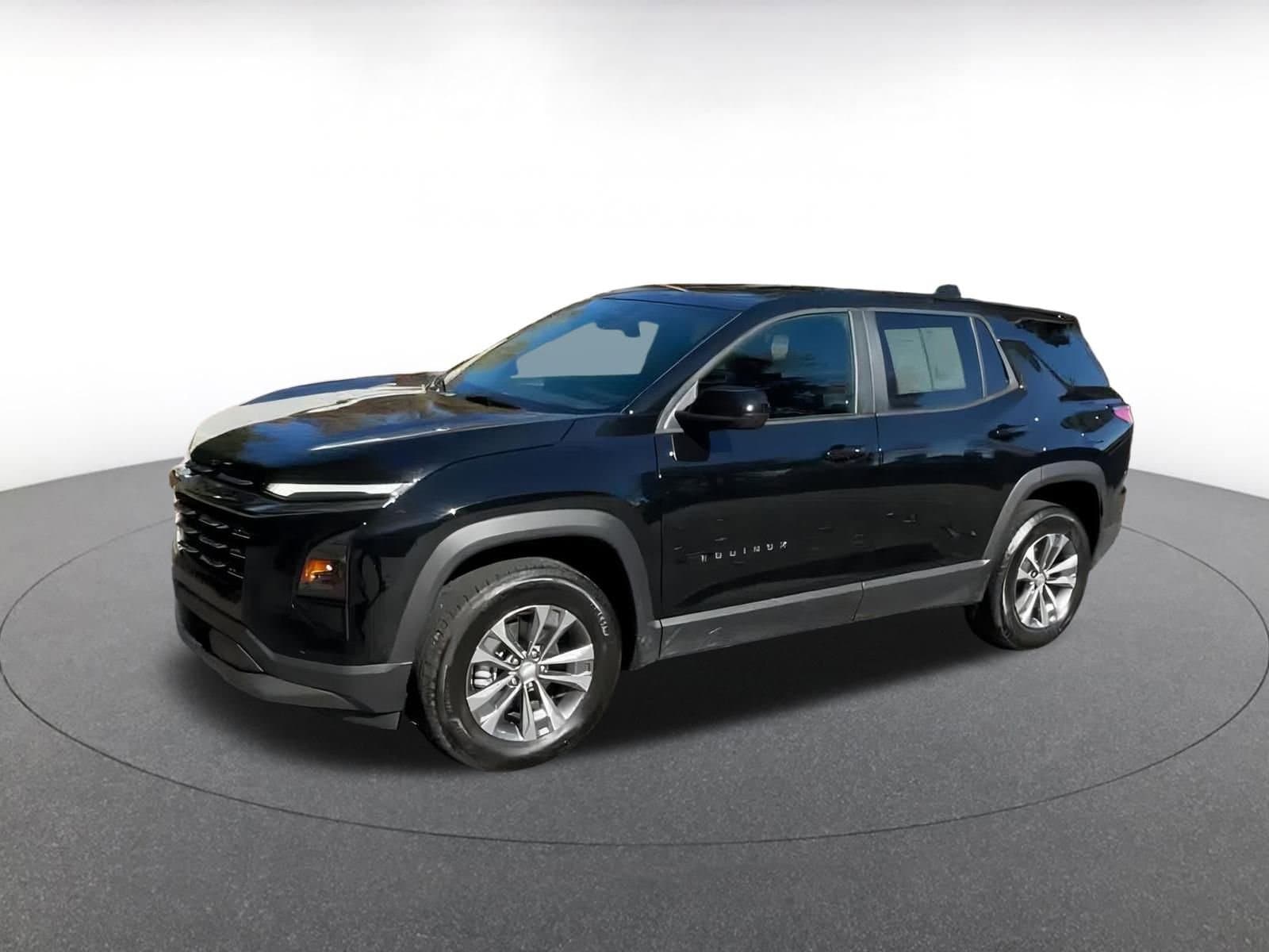 Thumbnail: 2025 Chevrolet Equinox - 8