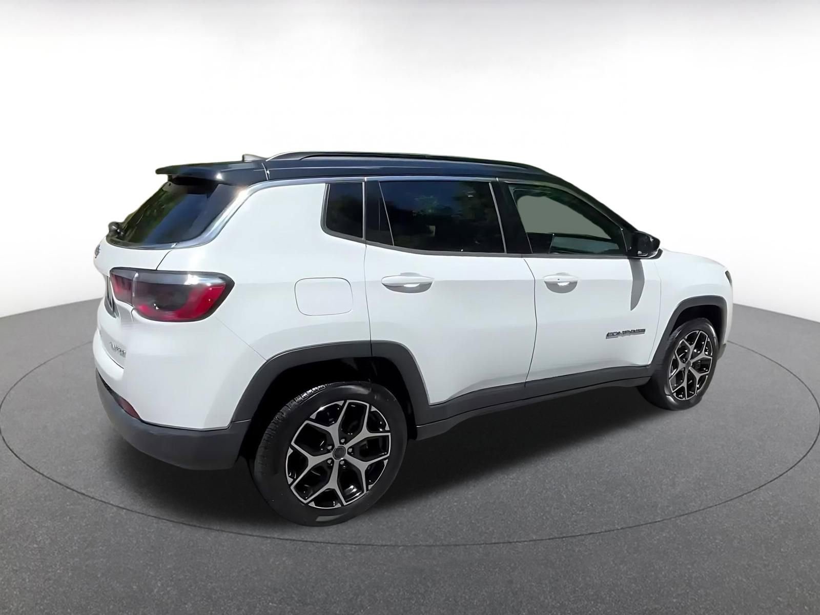Thumbnail: 2025 Jeep Compass - 14