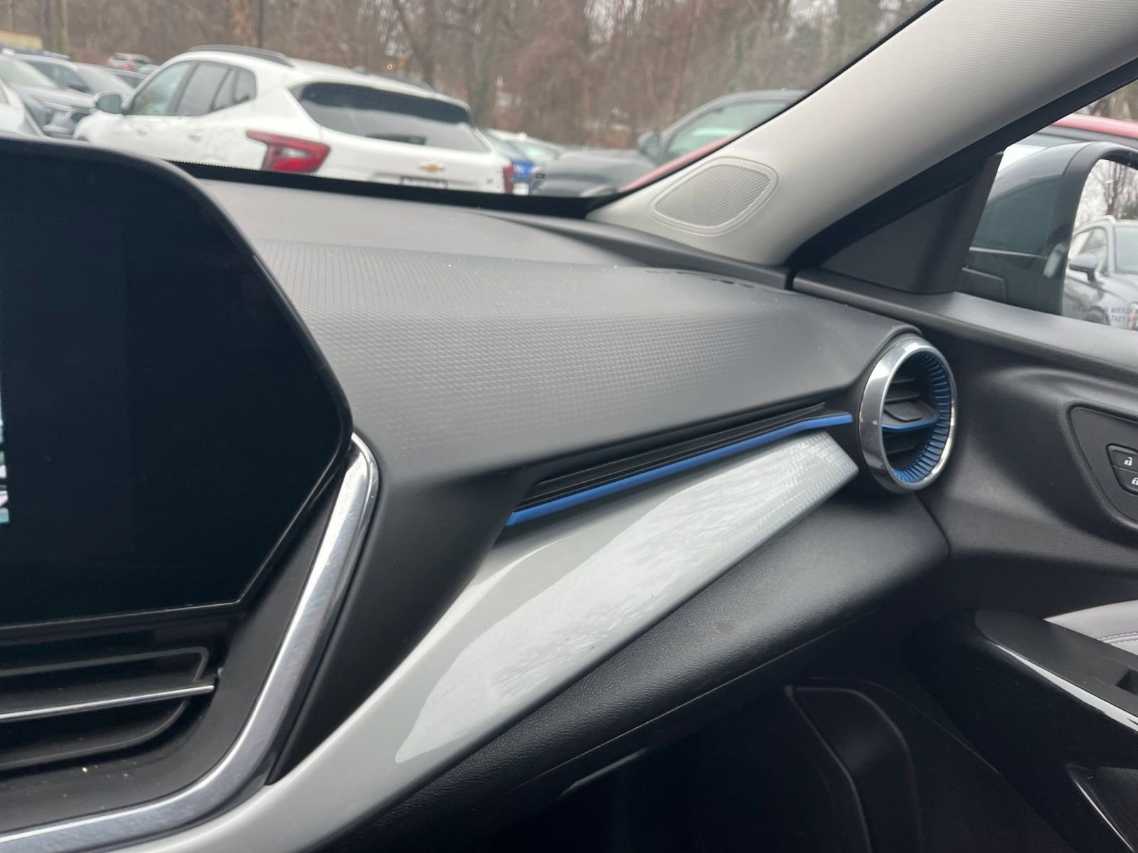 Thumbnail: 2025 Chevrolet Trax - 29