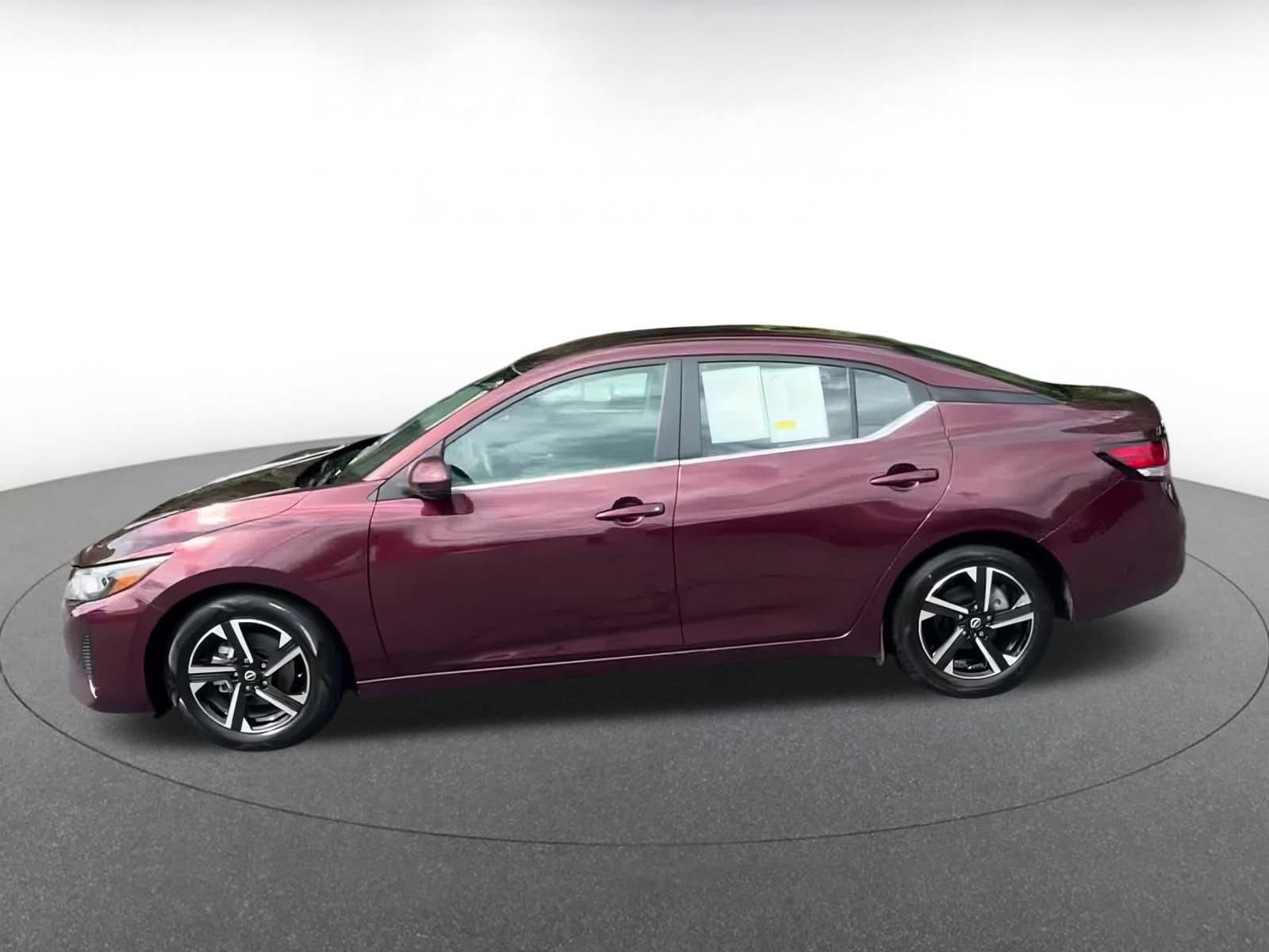 Thumbnail: 2024 Nissan Sentra - 8